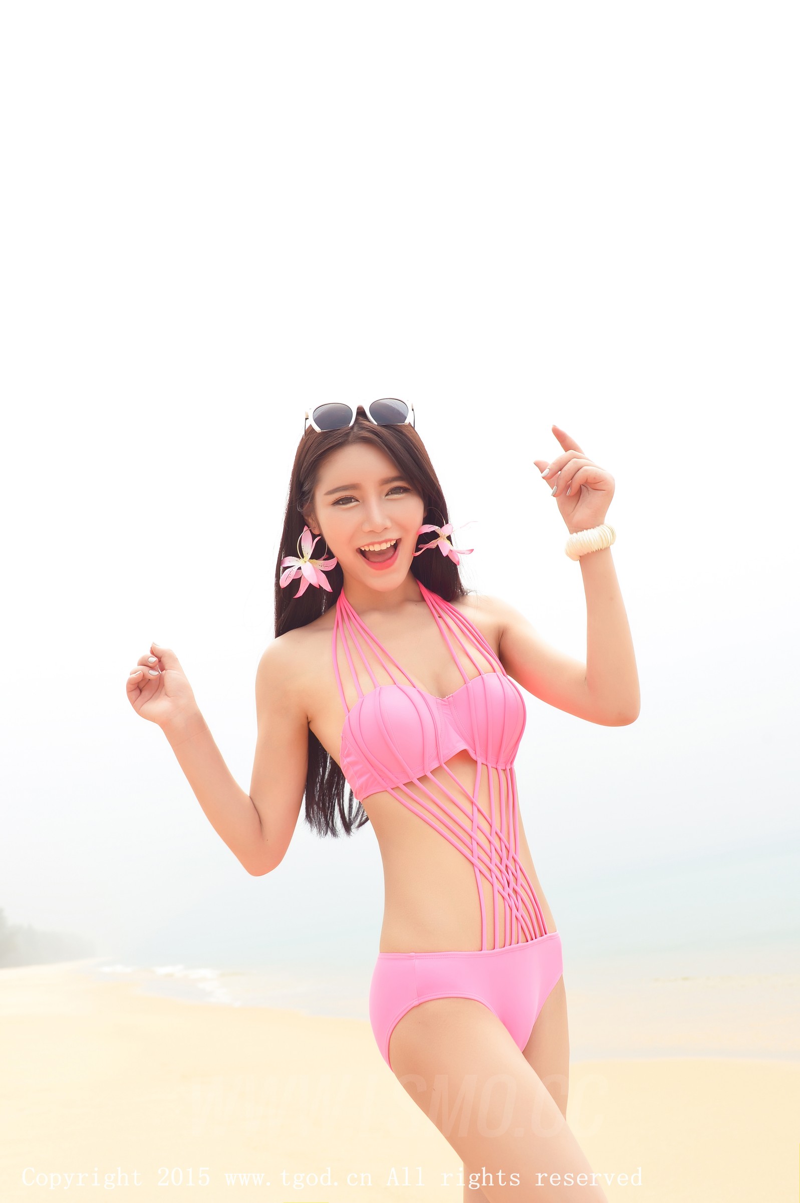 徐妍馨Mandy [TGOD推女神]高清写真图普吉岛旅拍 第二刊 ~
