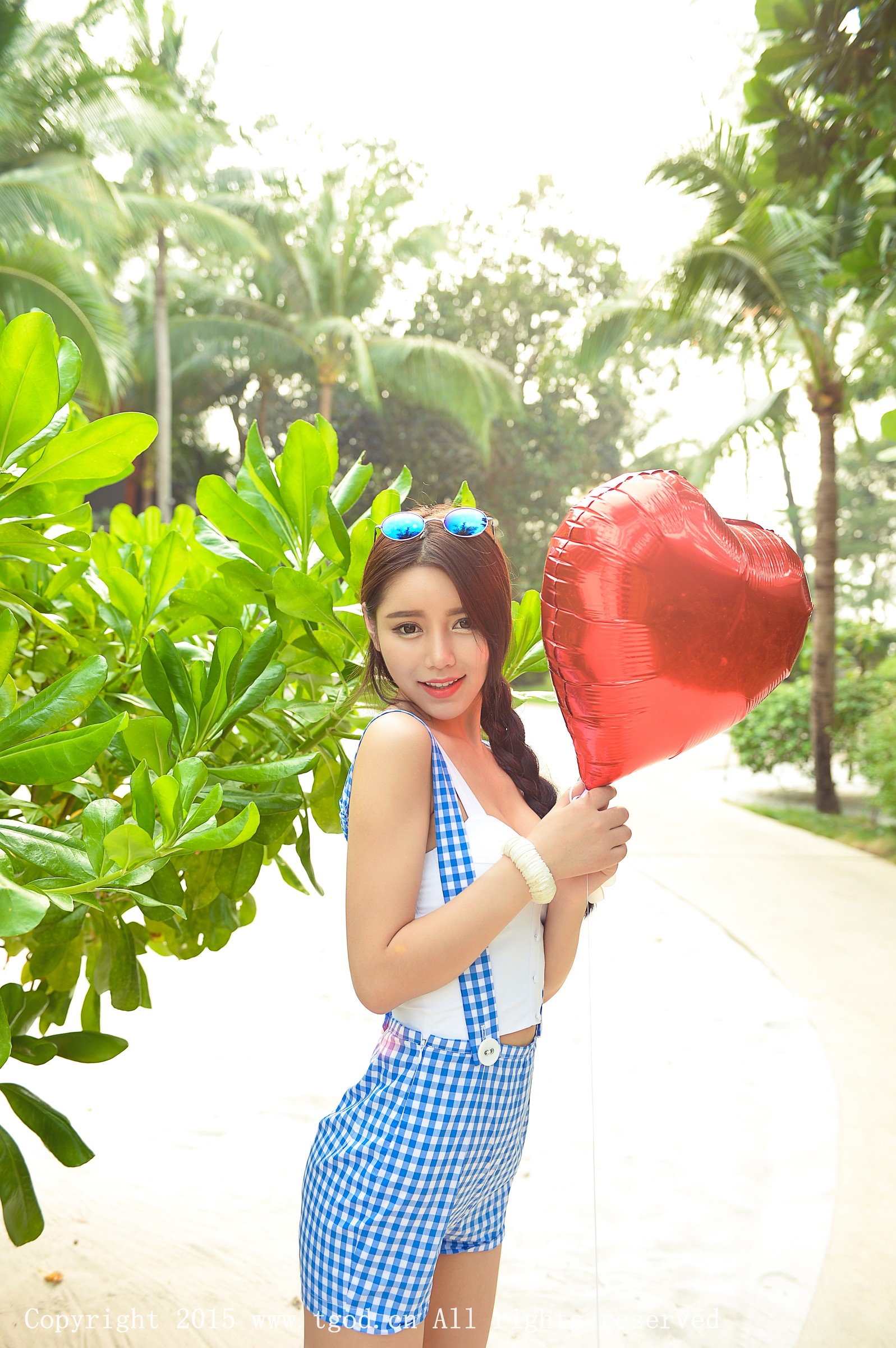 徐妍馨Mandy [TGOD推女神]高清写真图普吉岛旅拍 第三刊 ~