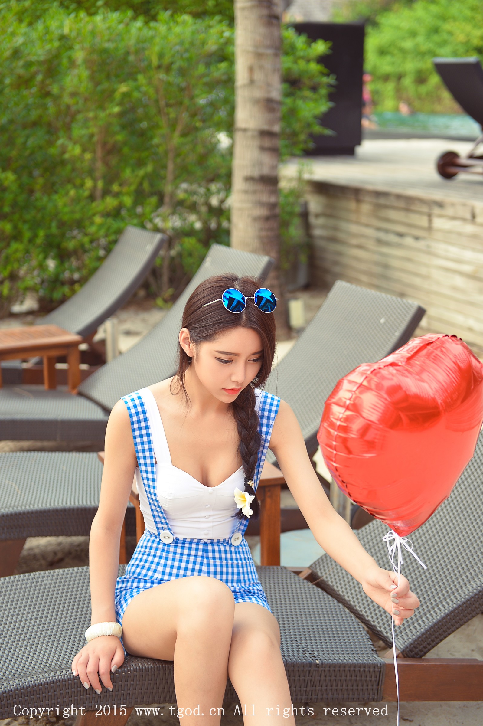 徐妍馨Mandy [TGOD推女神]高清写真图普吉岛旅拍 第三刊 ~