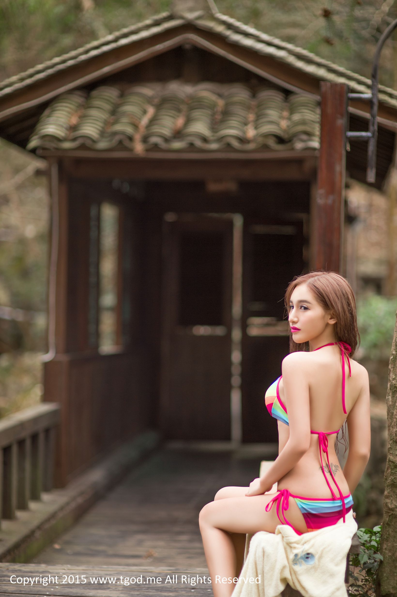 艾希ICE-《女神驾到》宁海森林温泉 [TGOD推女神]高清写真图