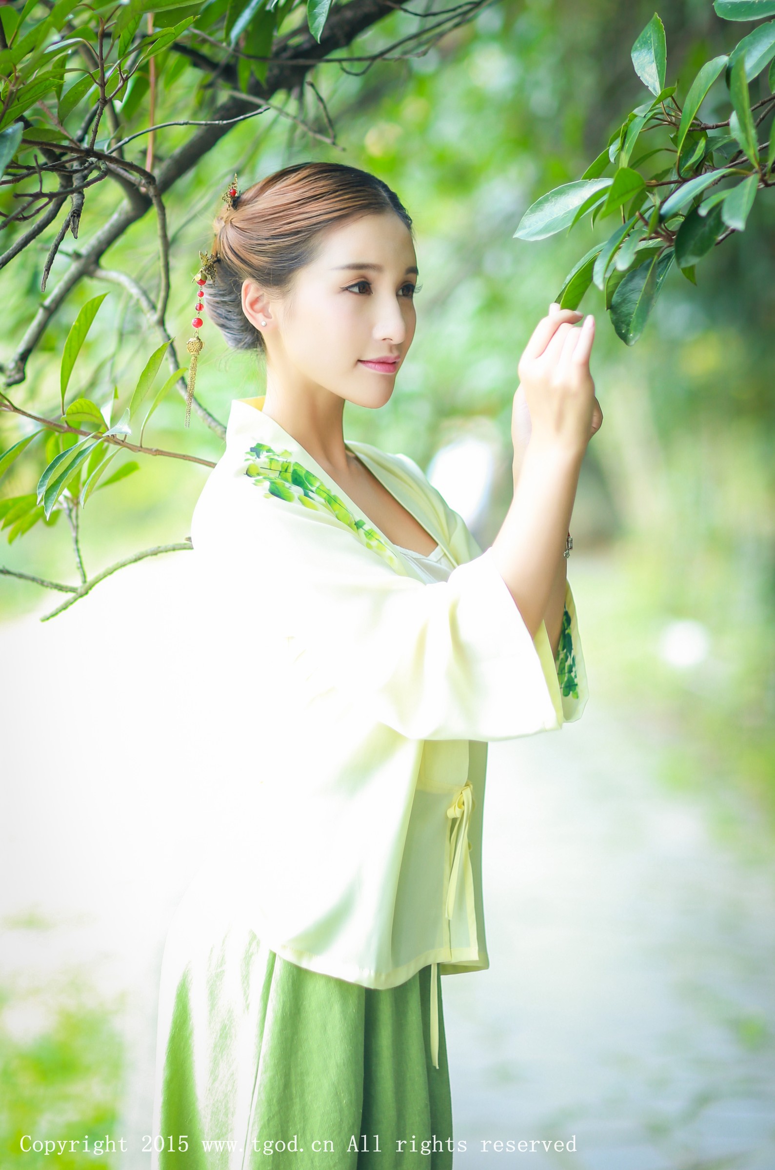 艾希Ice [TGOD推女神]高清写真图清新汉服之艾希女神 ~