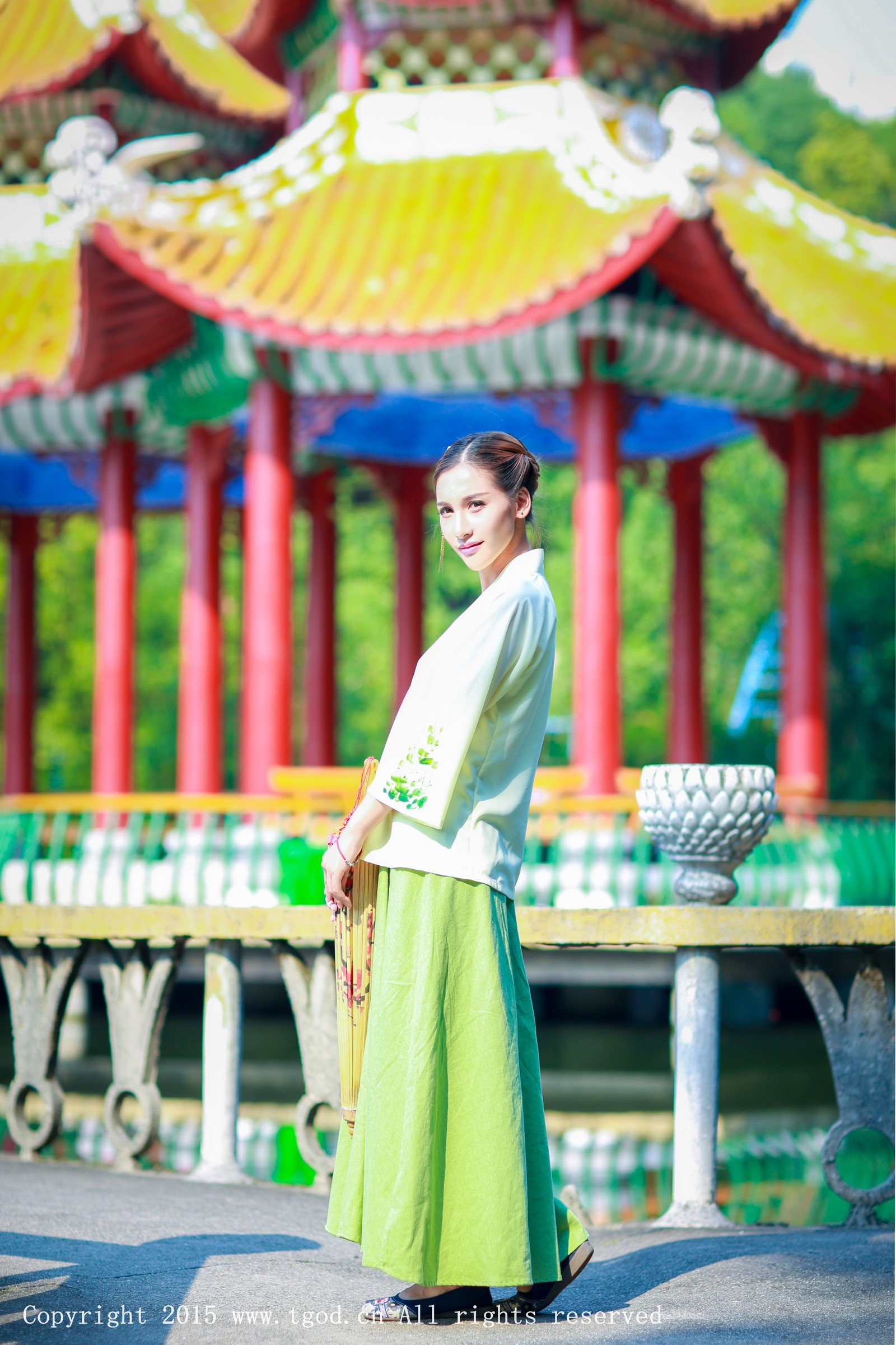 艾希Ice [TGOD推女神]高清写真图清新汉服之艾希女神 ~