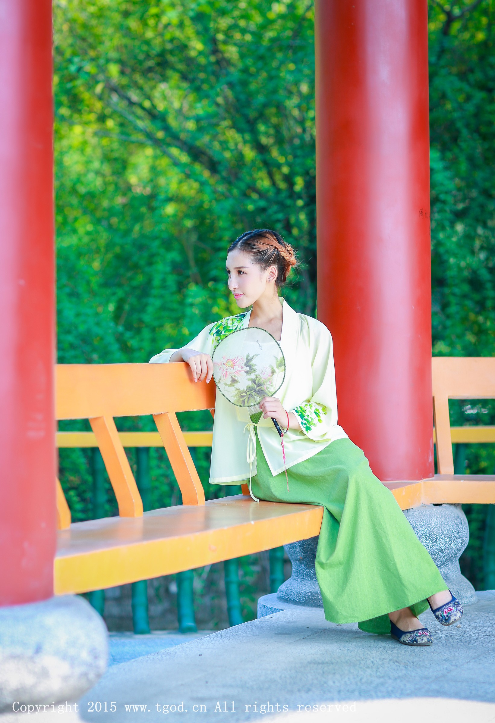 艾希Ice [TGOD推女神]高清写真图清新汉服之艾希女神 ~