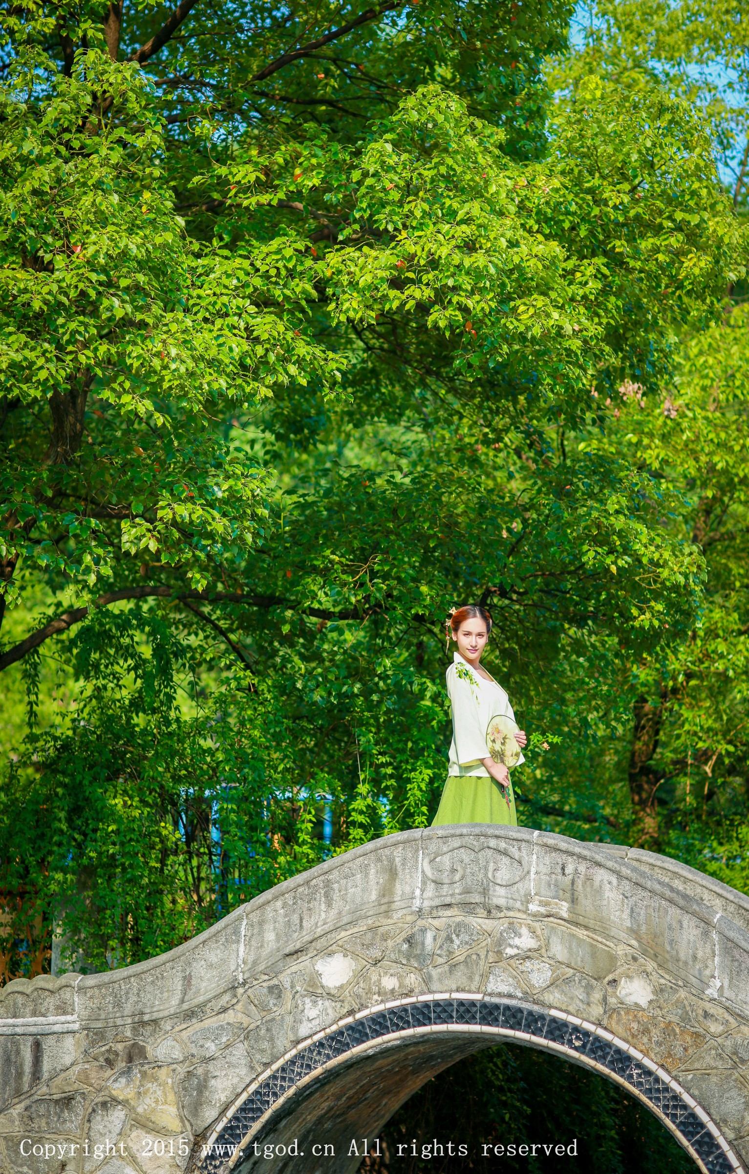 艾希Ice [TGOD推女神]高清写真图清新汉服之艾希女神 ~