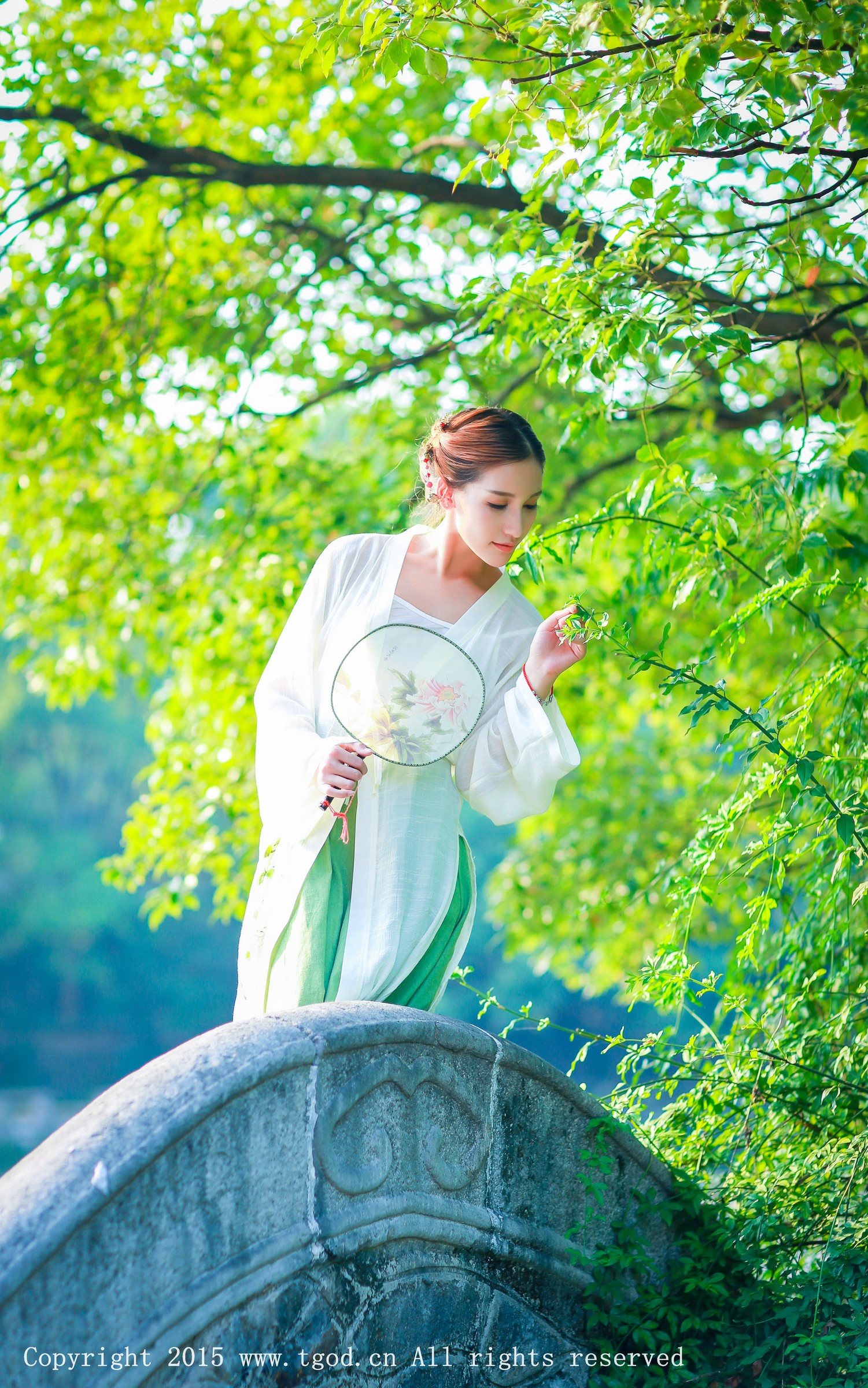 艾希Ice [TGOD推女神]高清写真图清新汉服之艾希女神 ~