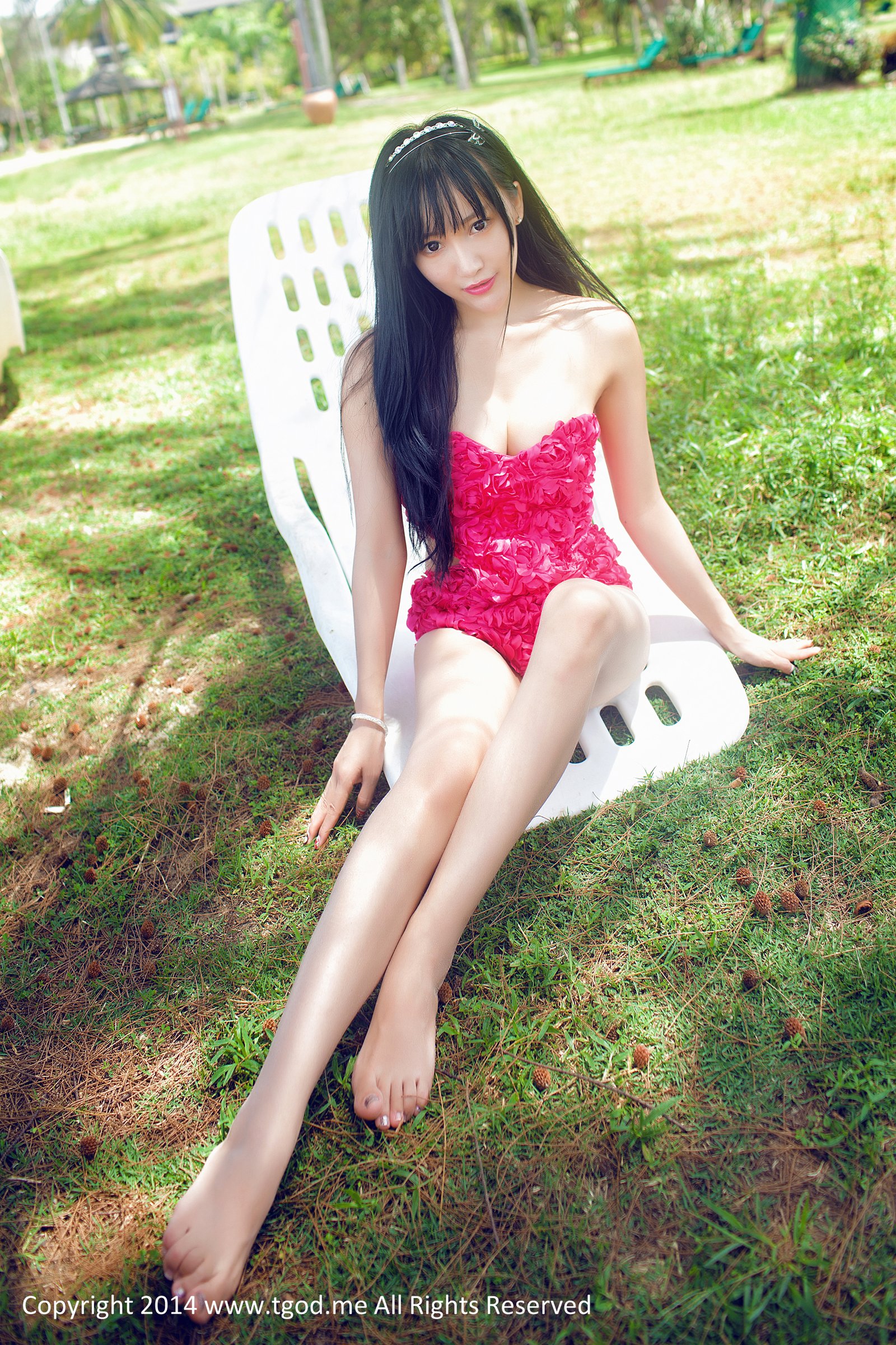 杨上萱 [TGOD推女神]高清写真图娇艳的玫瑰 沙巴系列～