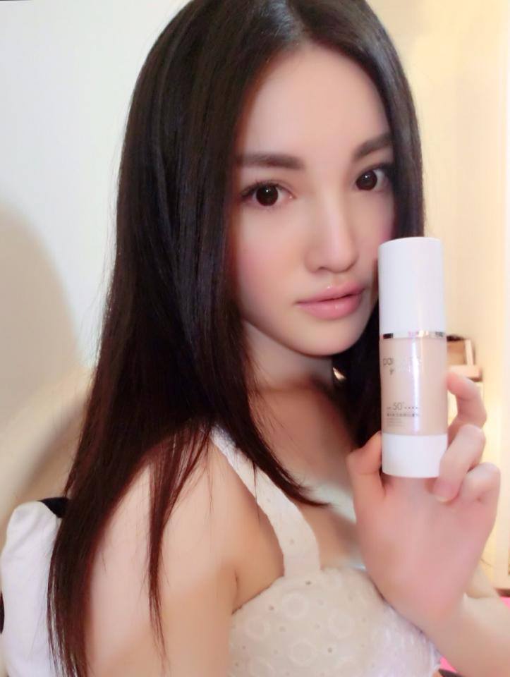 尤致妍(尤緻研)-白皙美腿气质正妹