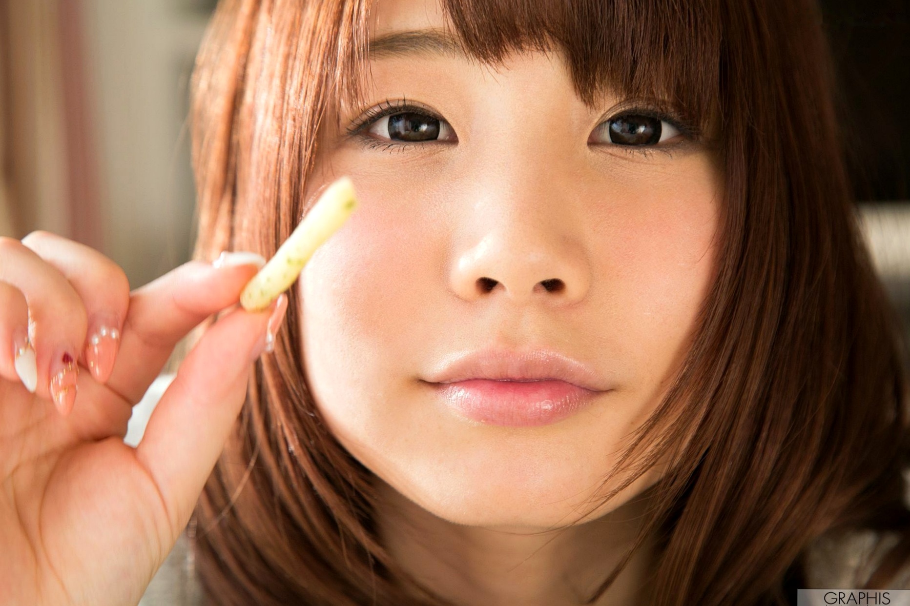 Gallery - Graphis长谷川留衣Rui Hasegawa居家私房系列，甜蜜生日蛋糕，元气美少女治愈系生活照[31P]日本清新私房照治愈系诱惑女神 长谷川留衣女神私房照_秀色女神 - image 15
