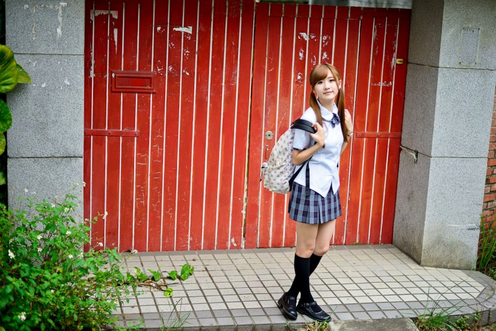 Gallery - 台湾正妹李思嫺士林官邸外拍写真，甜美校服与清新便装切换，展现邻家女神的治愈系纯净气质清纯台湾治愈系校服女神 李思娴女神私房照_秀色女神 - image 24
