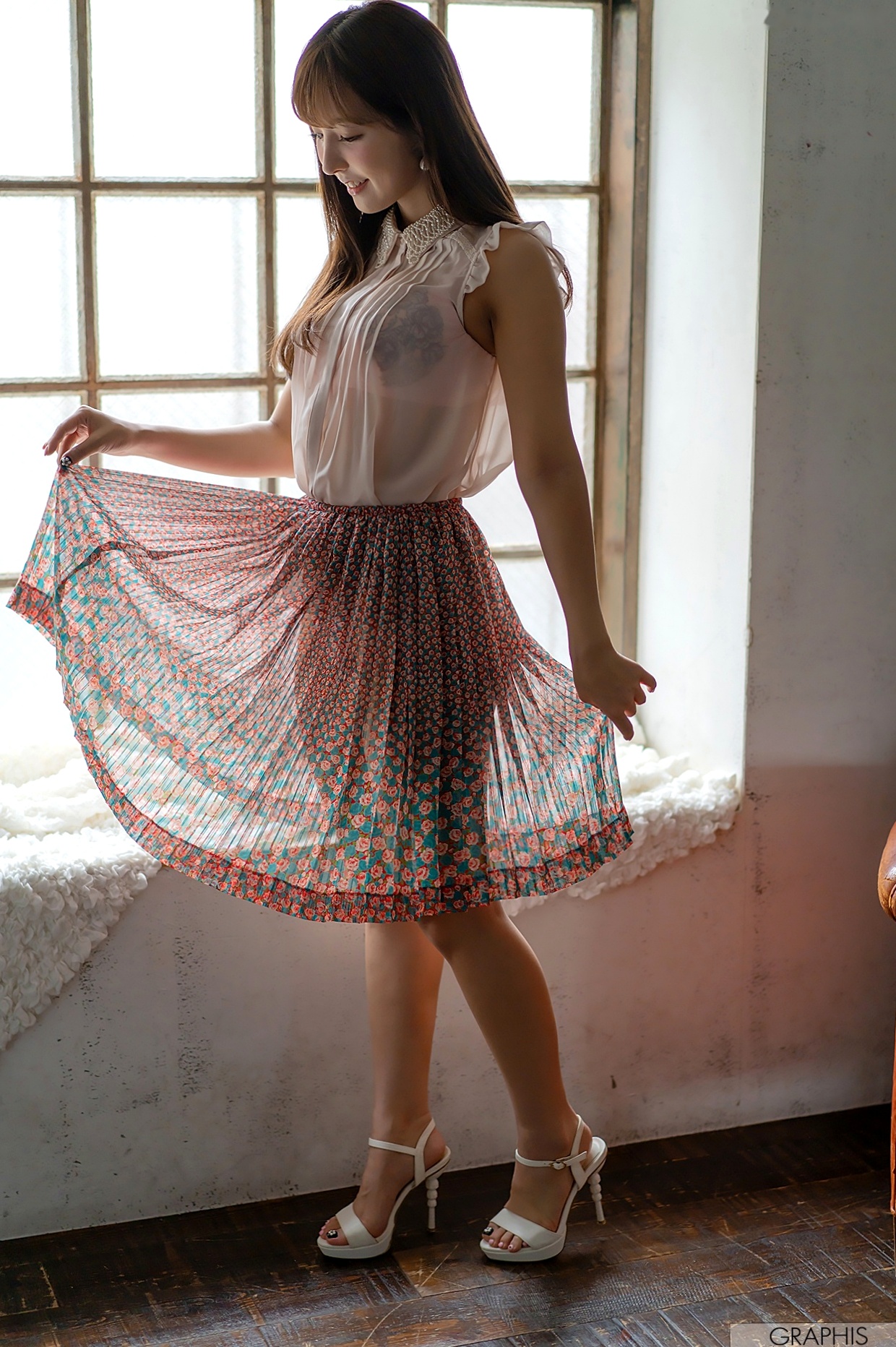Gallery - 三上悠亚-《Sweet-Smile》-Graphis-Gals-No.461-居家私房内衣诱惑，展现绝美身材与清纯动人气质，无圣光大尺度美图性感尤物日本私房照大尺度 三上悠亚女神私房照_秀色女神 - image 91