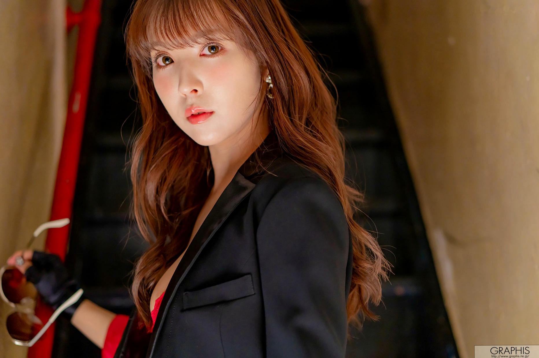 Gallery - Graphis_三上悠亜《Sweet Smile》写真集，性感内衣与时尚礼服诱惑，日本女神绝美诱人美图日本性感诱惑女神内衣 三上悠亚女神私房照_秀色女神 - image 49