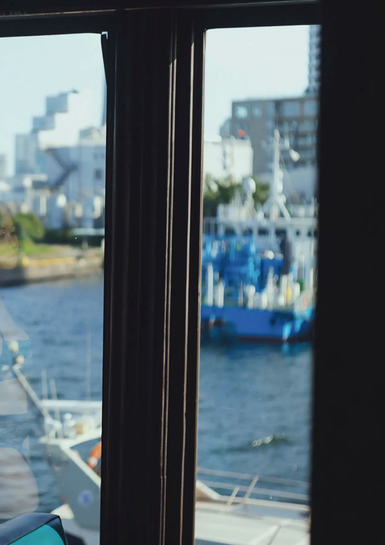 永尾まりや - 黄昏港湾性感写真 蕾丝内衣与黑丝诱惑私房大片 [73P]