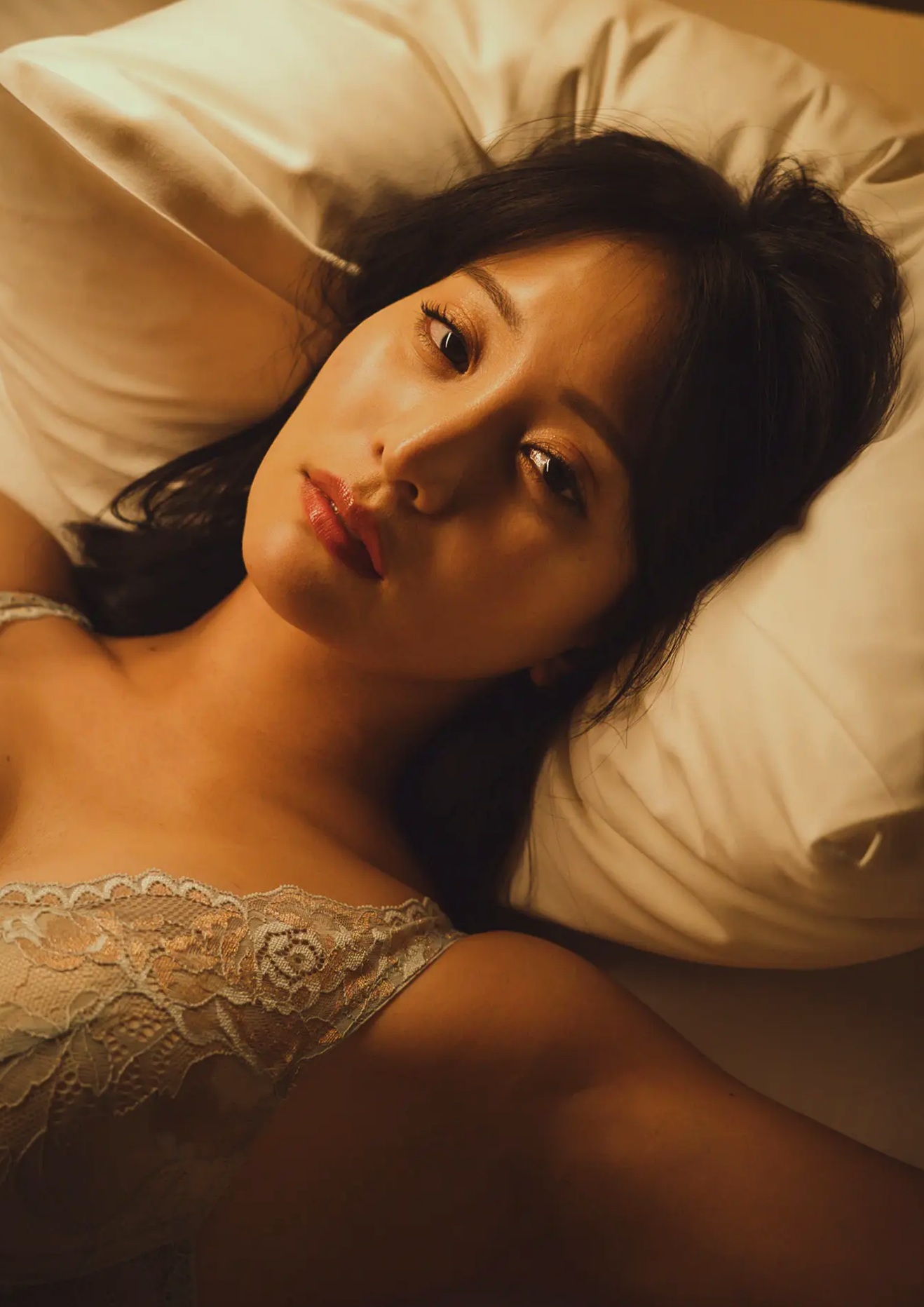 永尾まりや - 黄昏港湾性感写真 蕾丝内衣与黑丝诱惑私房大片 [73P]