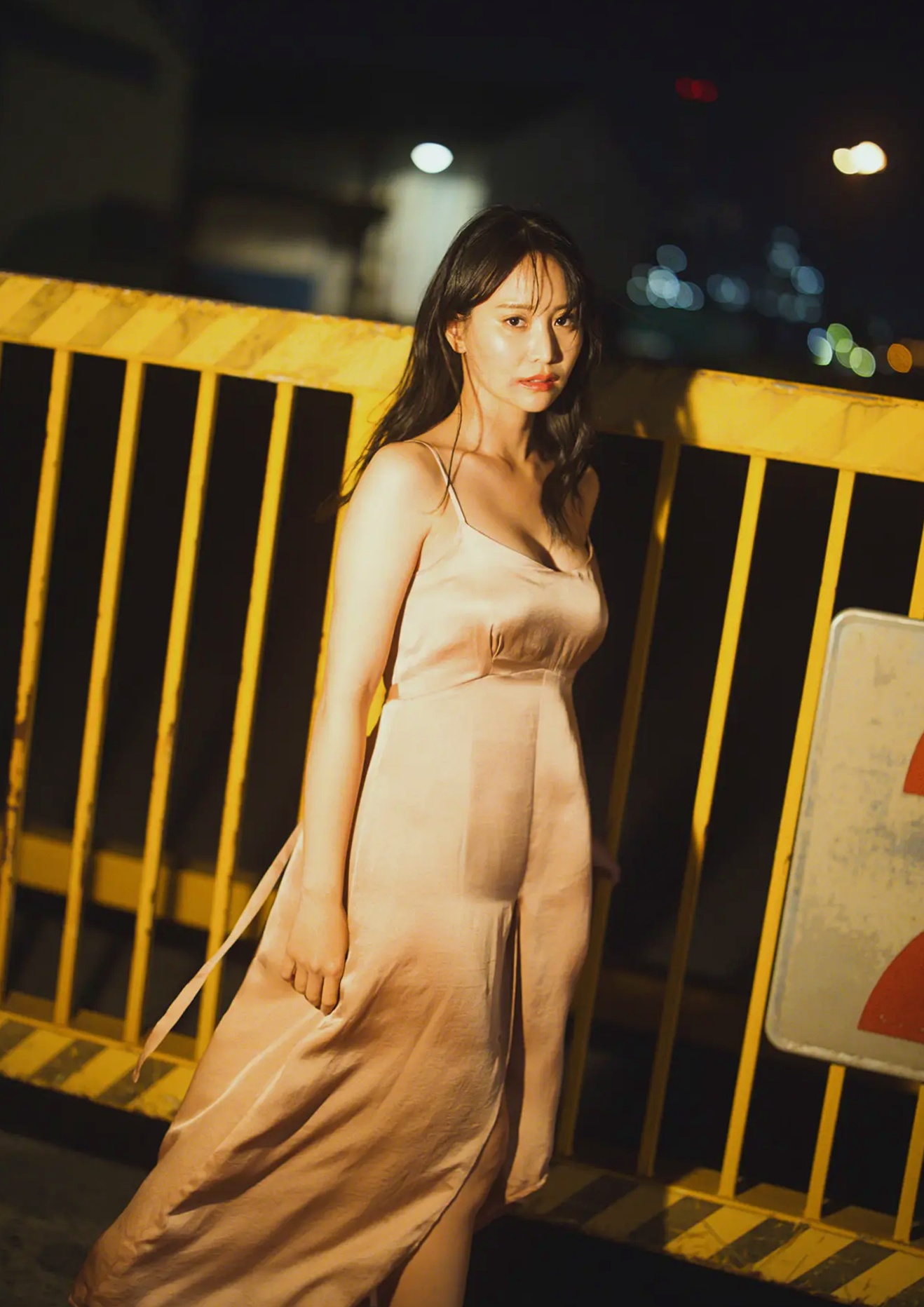 永尾まりや - 黄昏港湾性感写真 蕾丝内衣与黑丝诱惑私房大片 [73P]