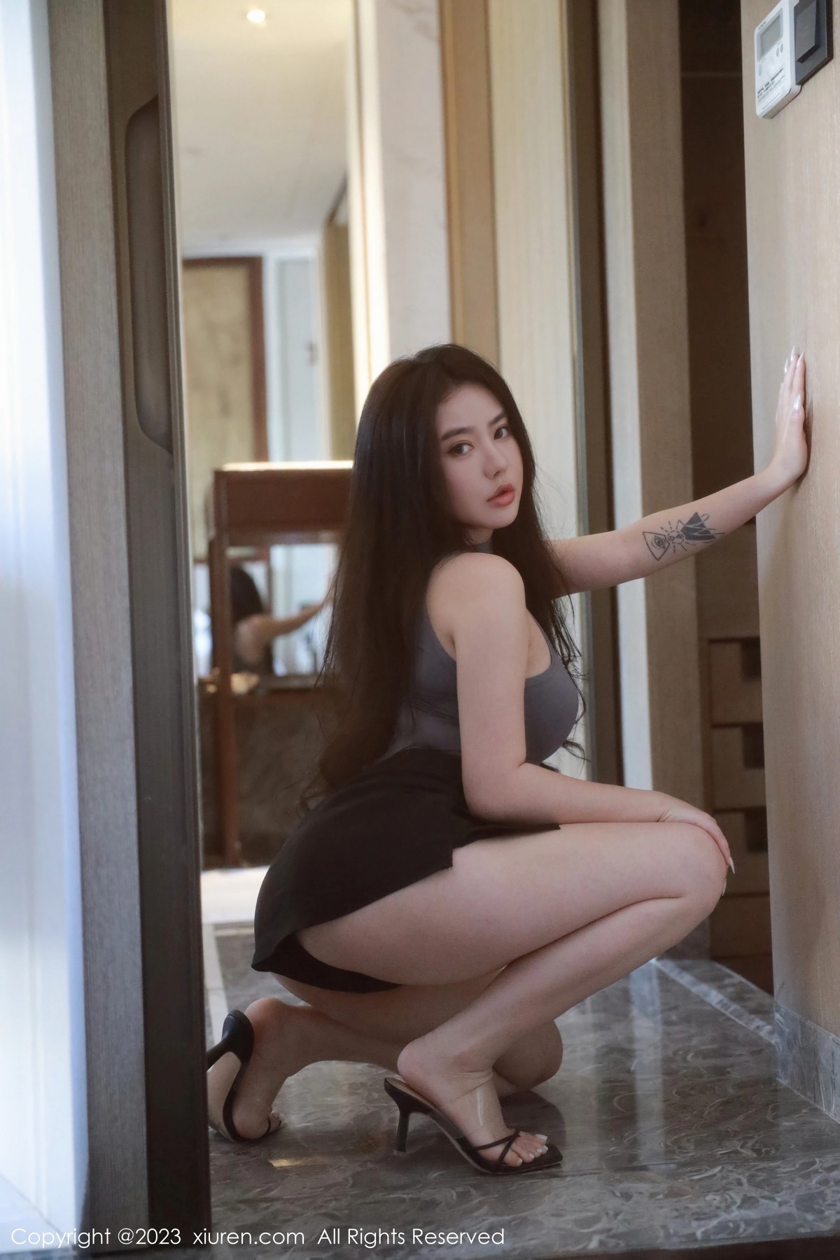 [XiuRen]高清写真图 2023.04.27 No.6648 玛鲁娜Manuela 美臀丰腴