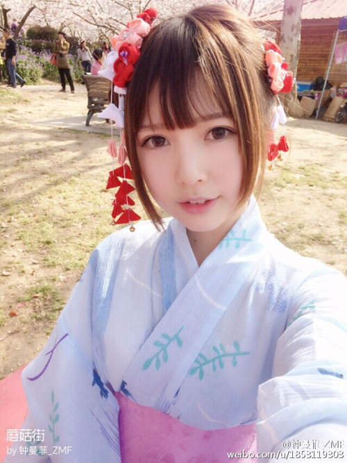 钟曼菲ZMF 双马尾正妹真是可爱