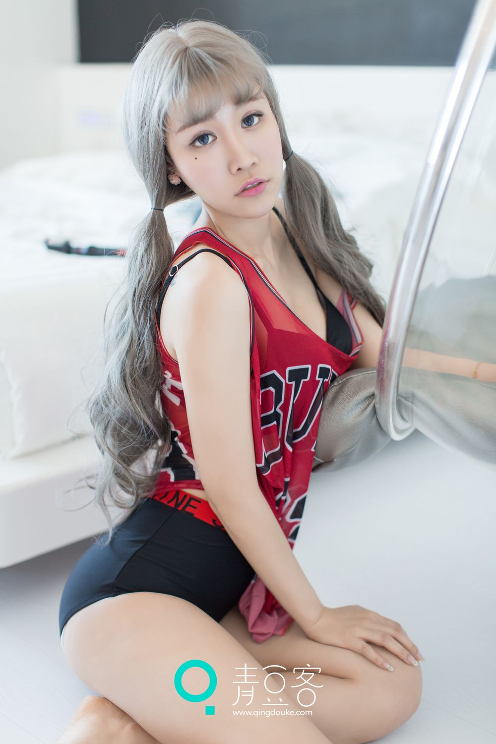 美昕Yumi [青豆客QingDouKe]高清写真图2016-12-11 花色比基尼写真图