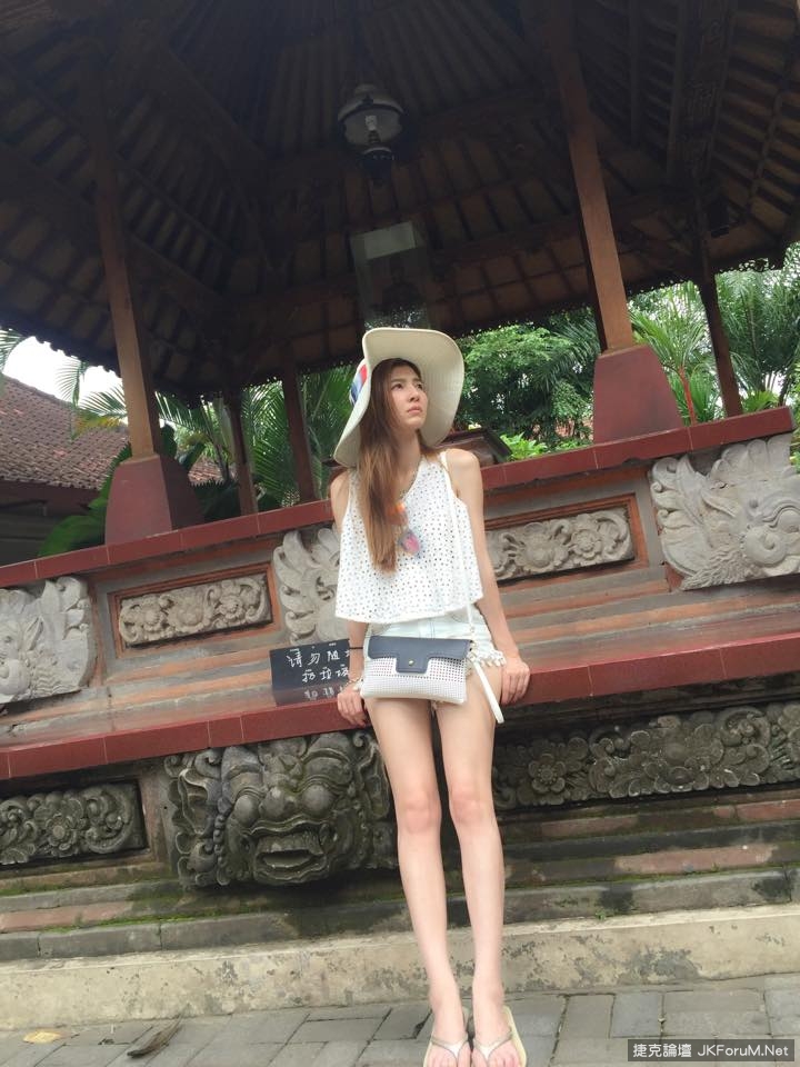 婷婷Usagi(蔡婷婷) 海量私拍闺房美照爆出