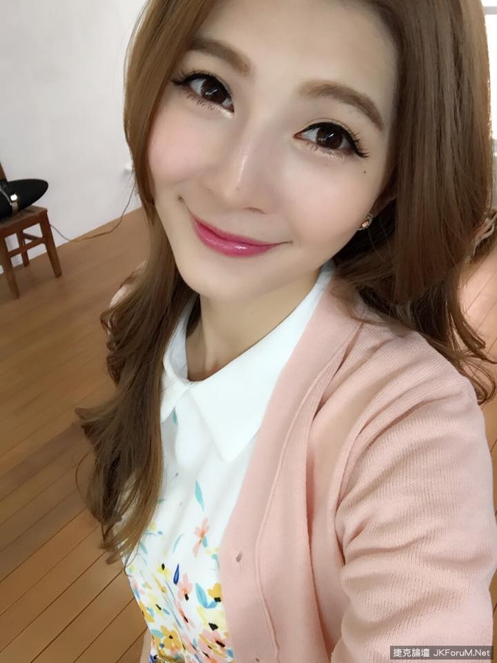 婷婷Usagi(蔡婷婷) 海量私拍闺房美照爆出