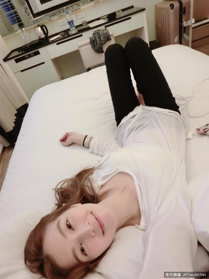 婷婷Usagi(蔡婷婷) 海量私拍闺房美照爆出