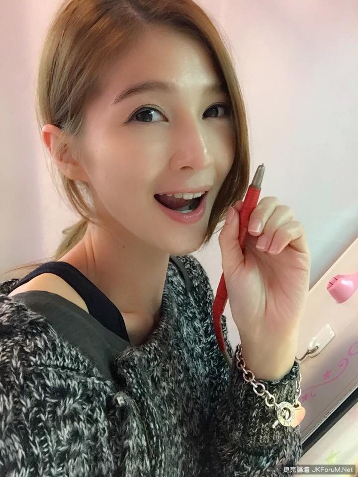 婷婷Usagi(蔡婷婷) 海量私拍闺房美照爆出