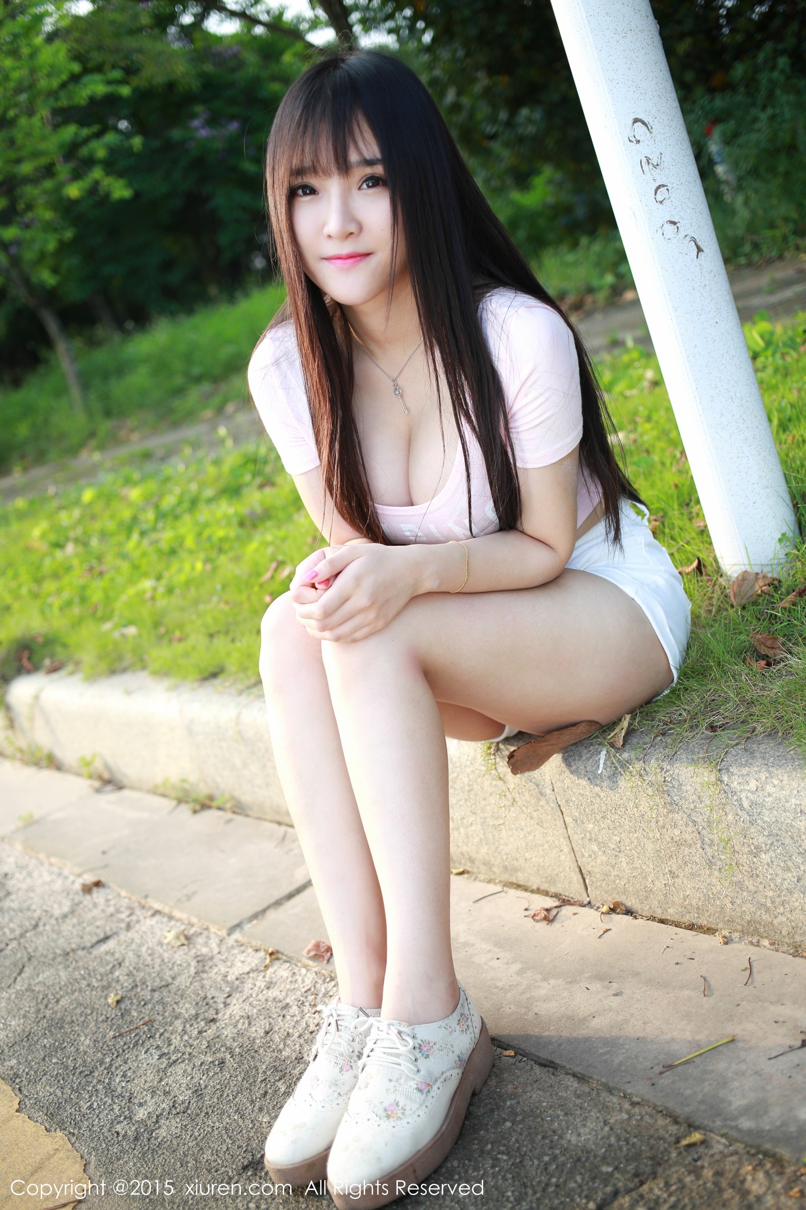 夏瑶baby [XIUREN秀人网]高清写真图2015.06.26 XR20150626N00345