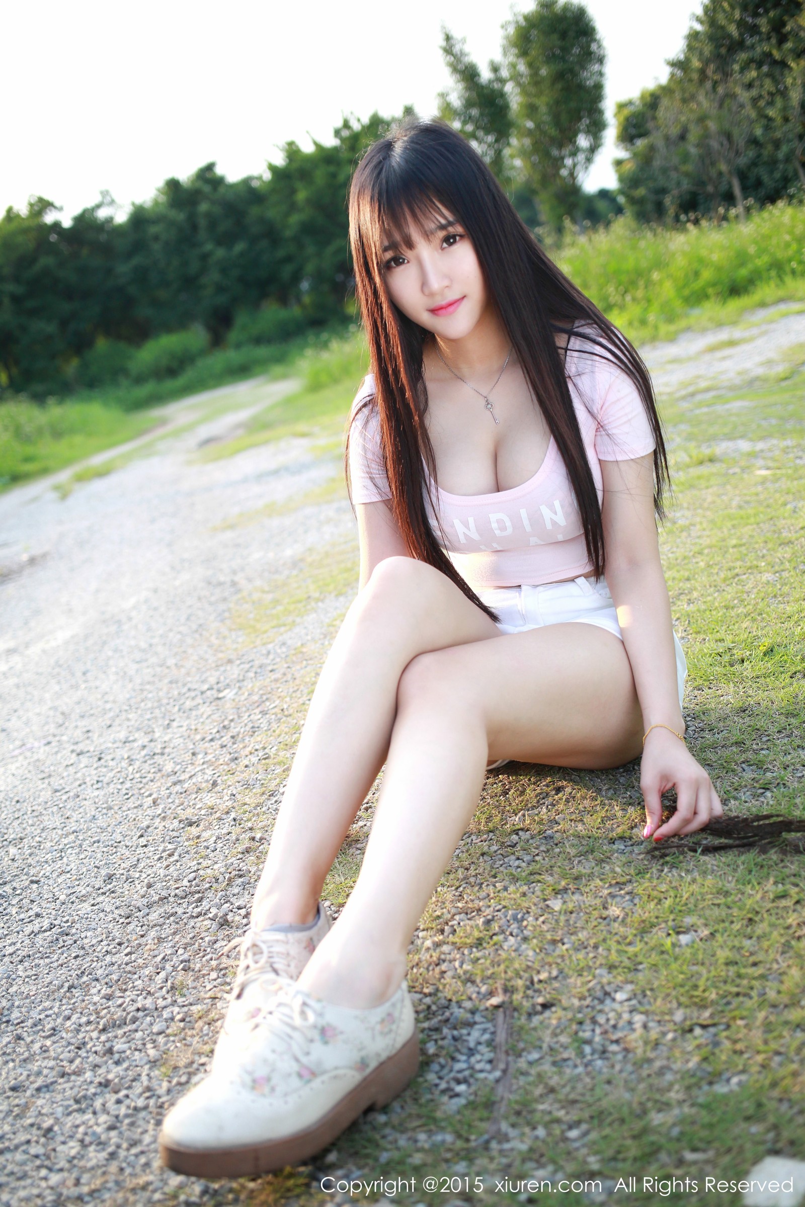 夏瑶baby [XIUREN秀人网]高清写真图2015.06.26 XR20150626N00345