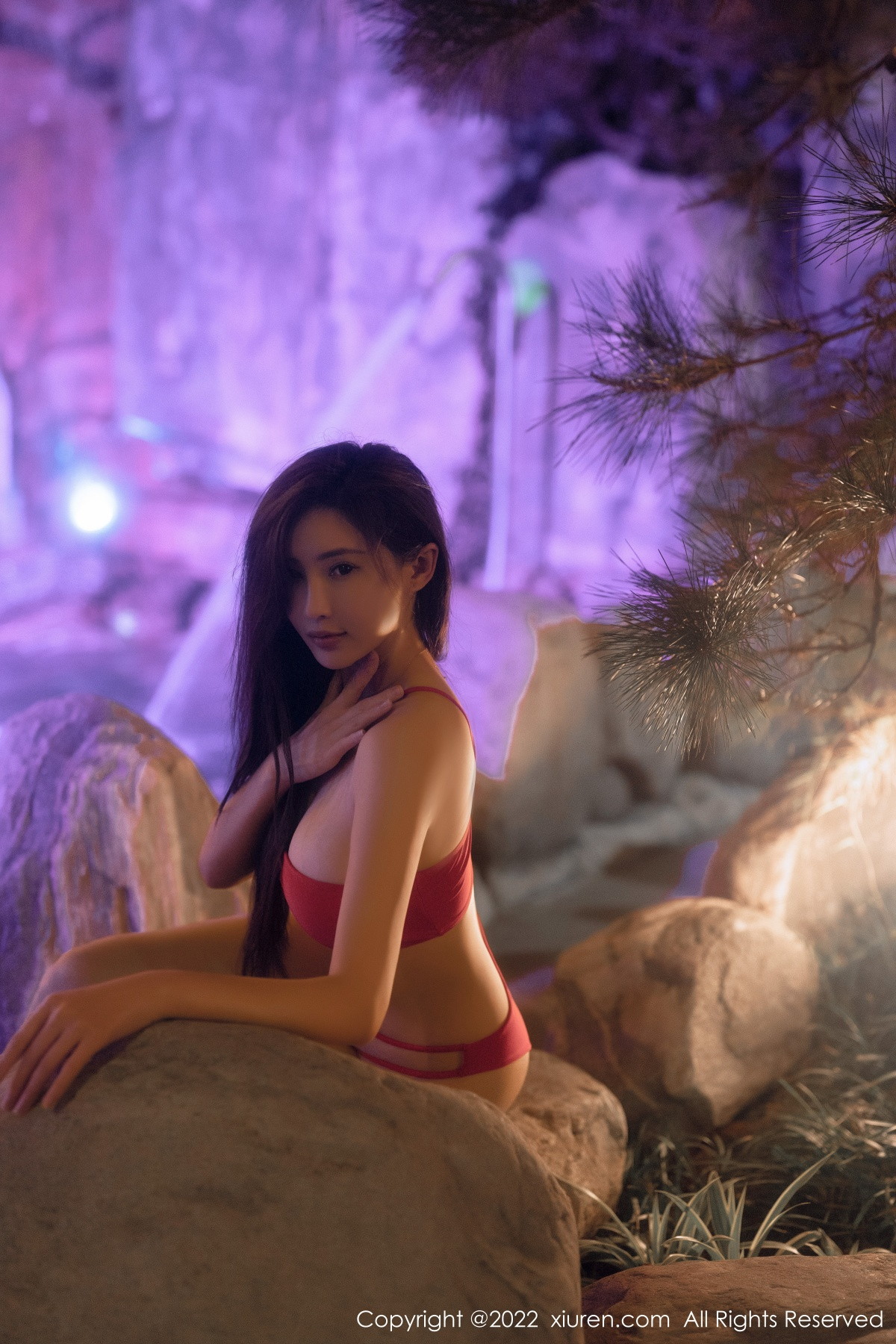 [XiuRen]高清写真图 2022.12.19 No.6014 Carol周妍希 温泉美臀