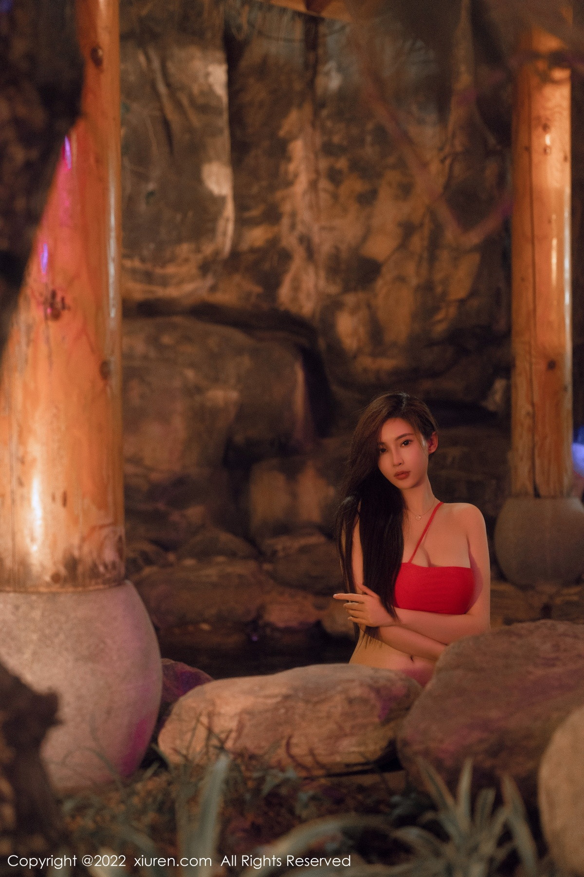 [XiuRen]高清写真图 2022.12.19 No.6014 Carol周妍希 温泉美臀