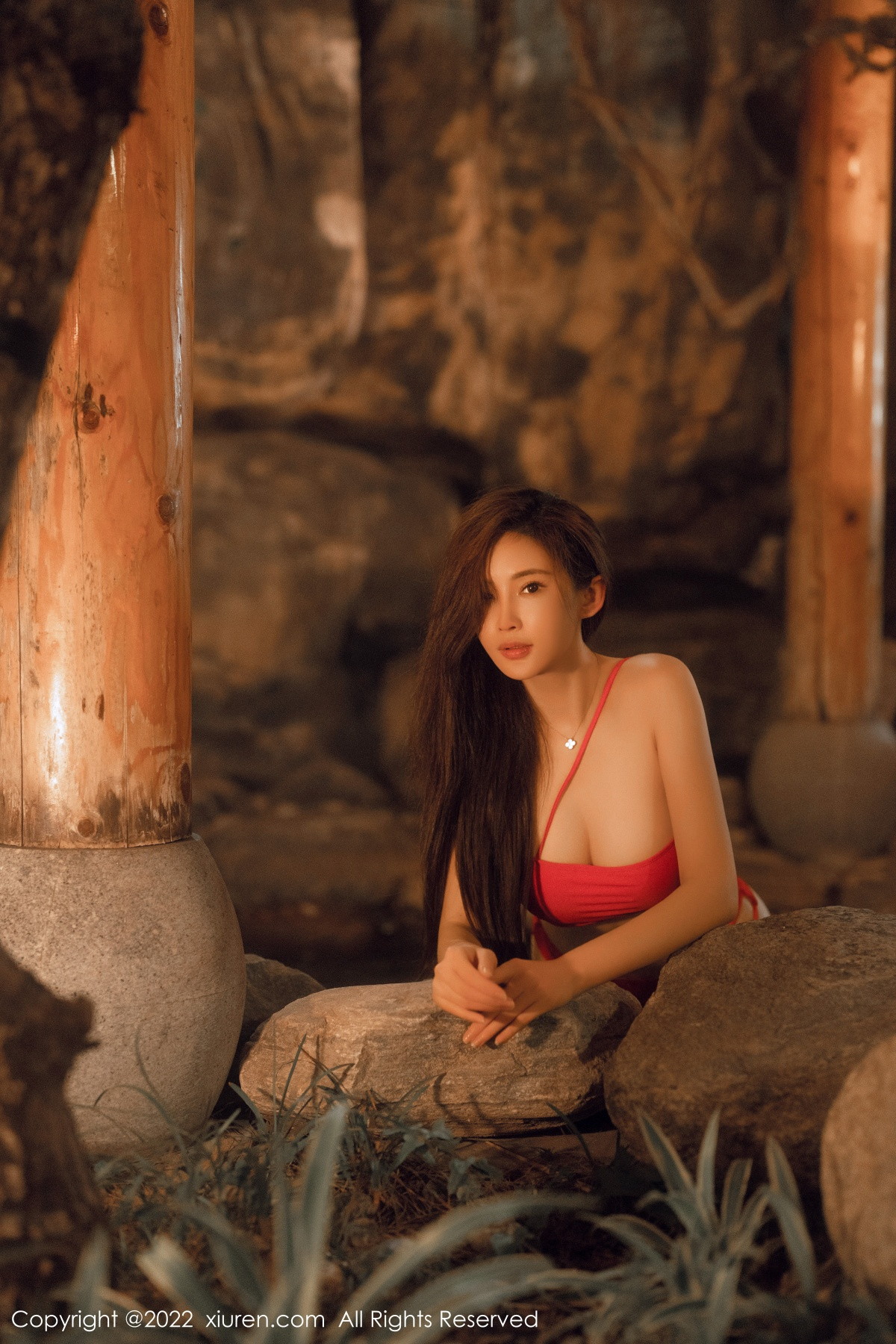 [XiuRen]高清写真图 2022.12.19 No.6014 Carol周妍希 温泉美臀