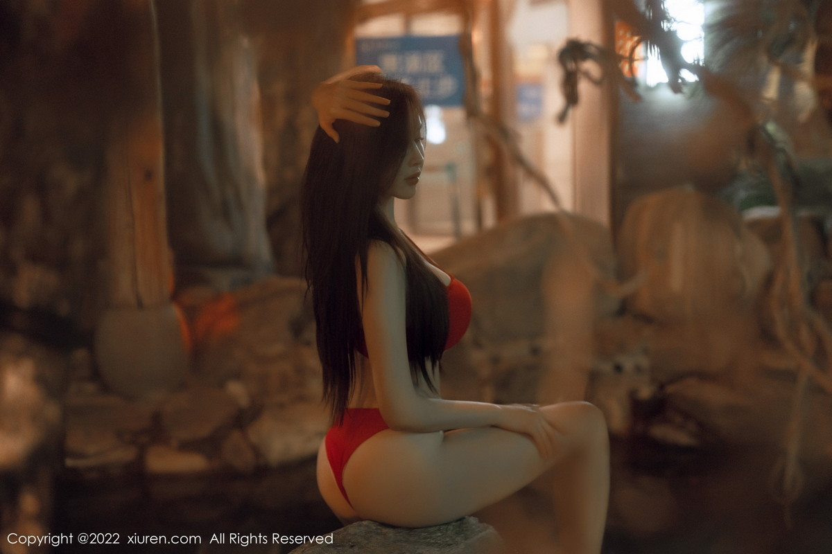 [XiuRen]高清写真图 2022.12.19 No.6014 Carol周妍希 温泉美臀