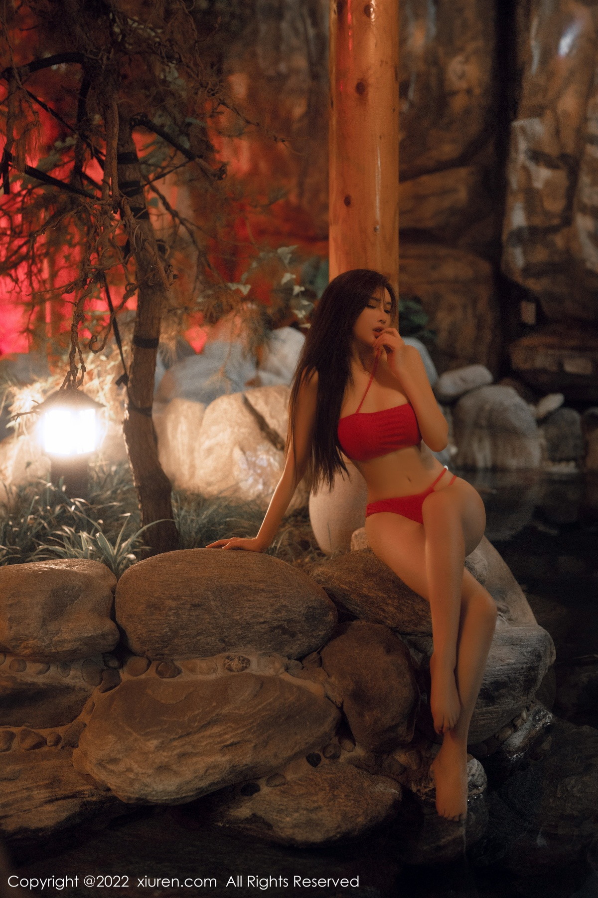 [XiuRen]高清写真图 2022.12.19 No.6014 Carol周妍希 温泉美臀