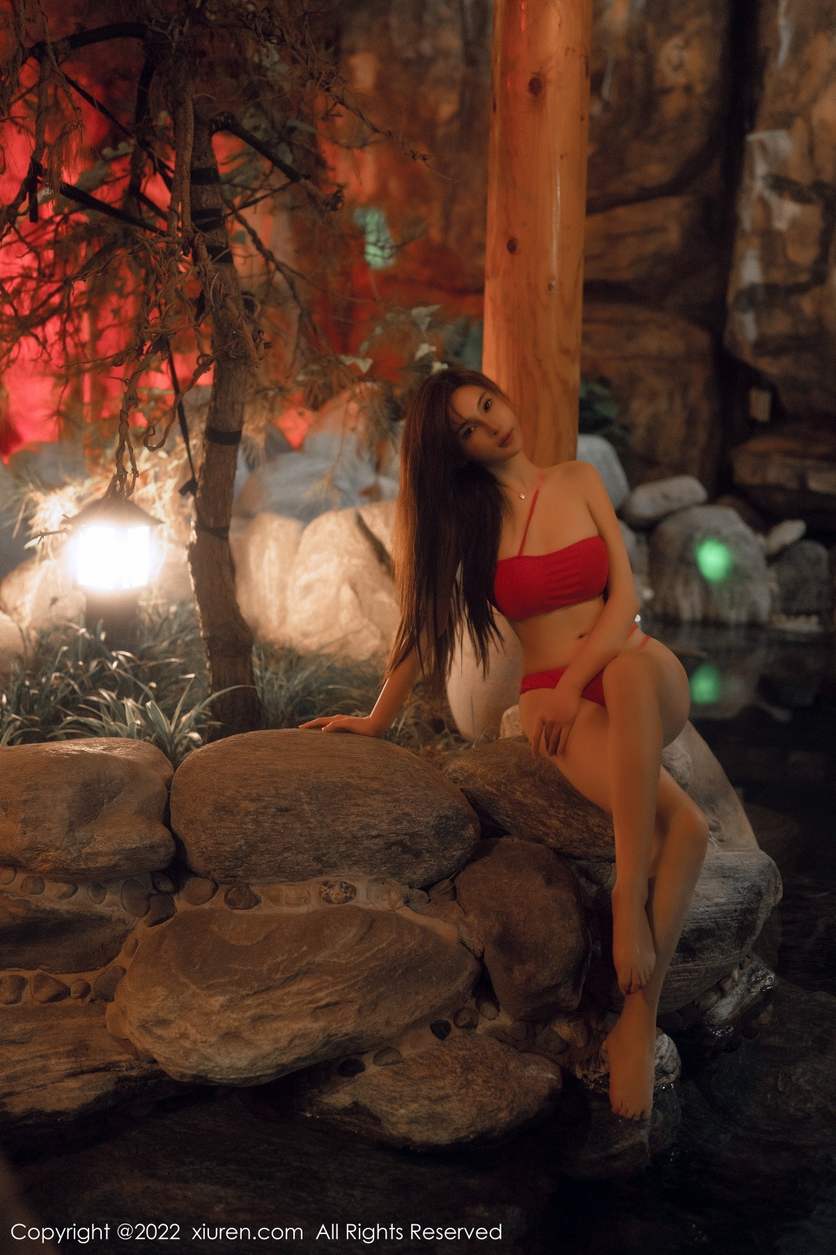 [XiuRen]高清写真图 2022.12.19 No.6014 Carol周妍希 温泉美臀