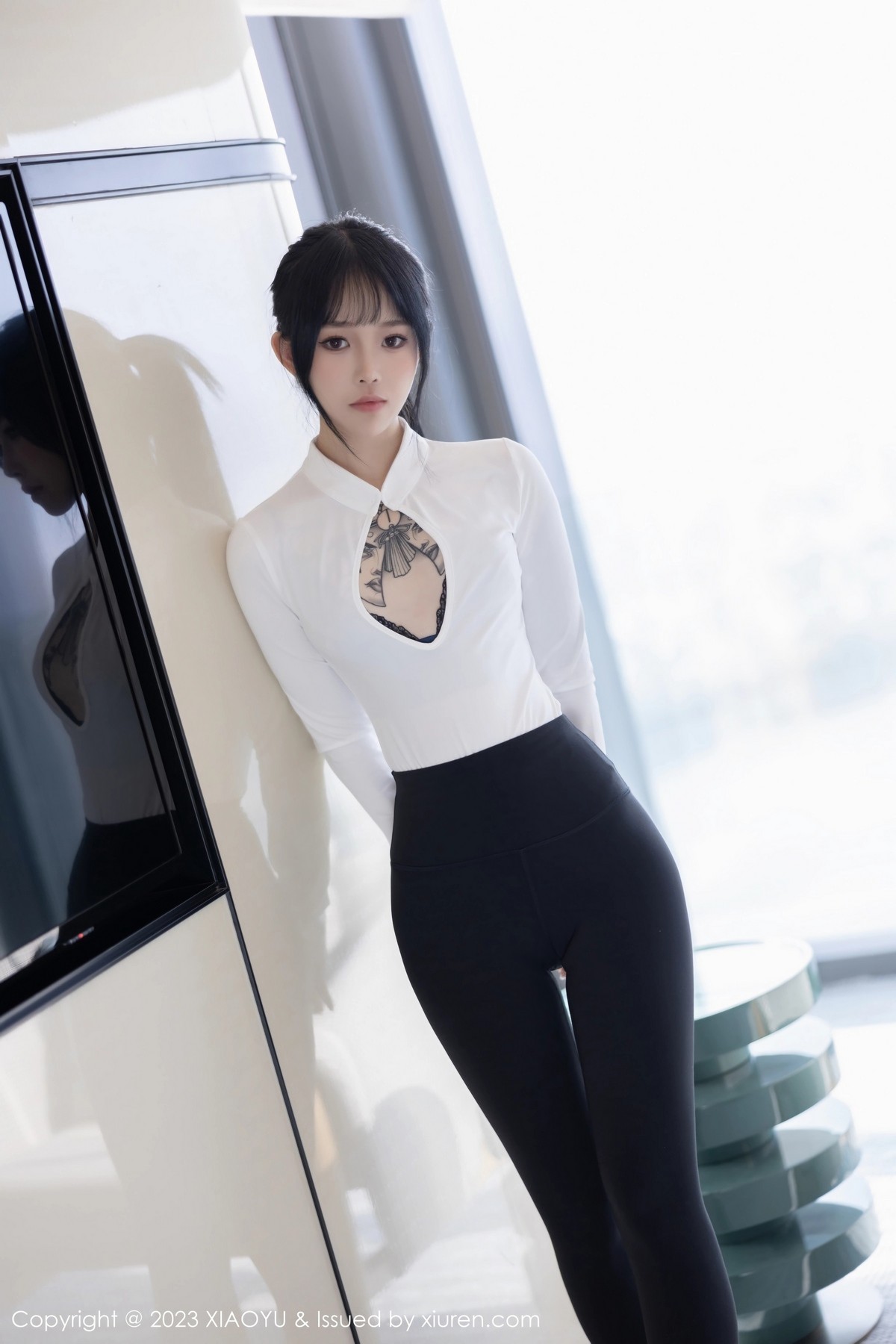 [XIAOYU]高清写真图 2023.04.13 VOL.1006 奶瓶. 美腿清纯