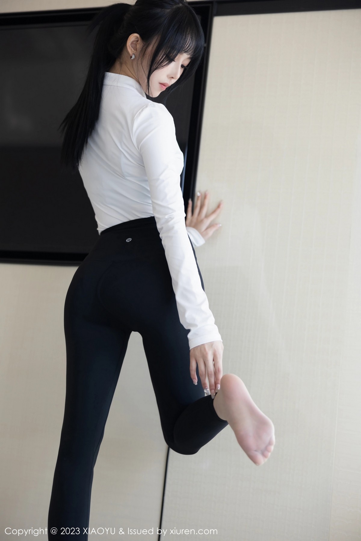 [XIAOYU]高清写真图 2023.04.13 VOL.1006 奶瓶. 美腿清纯