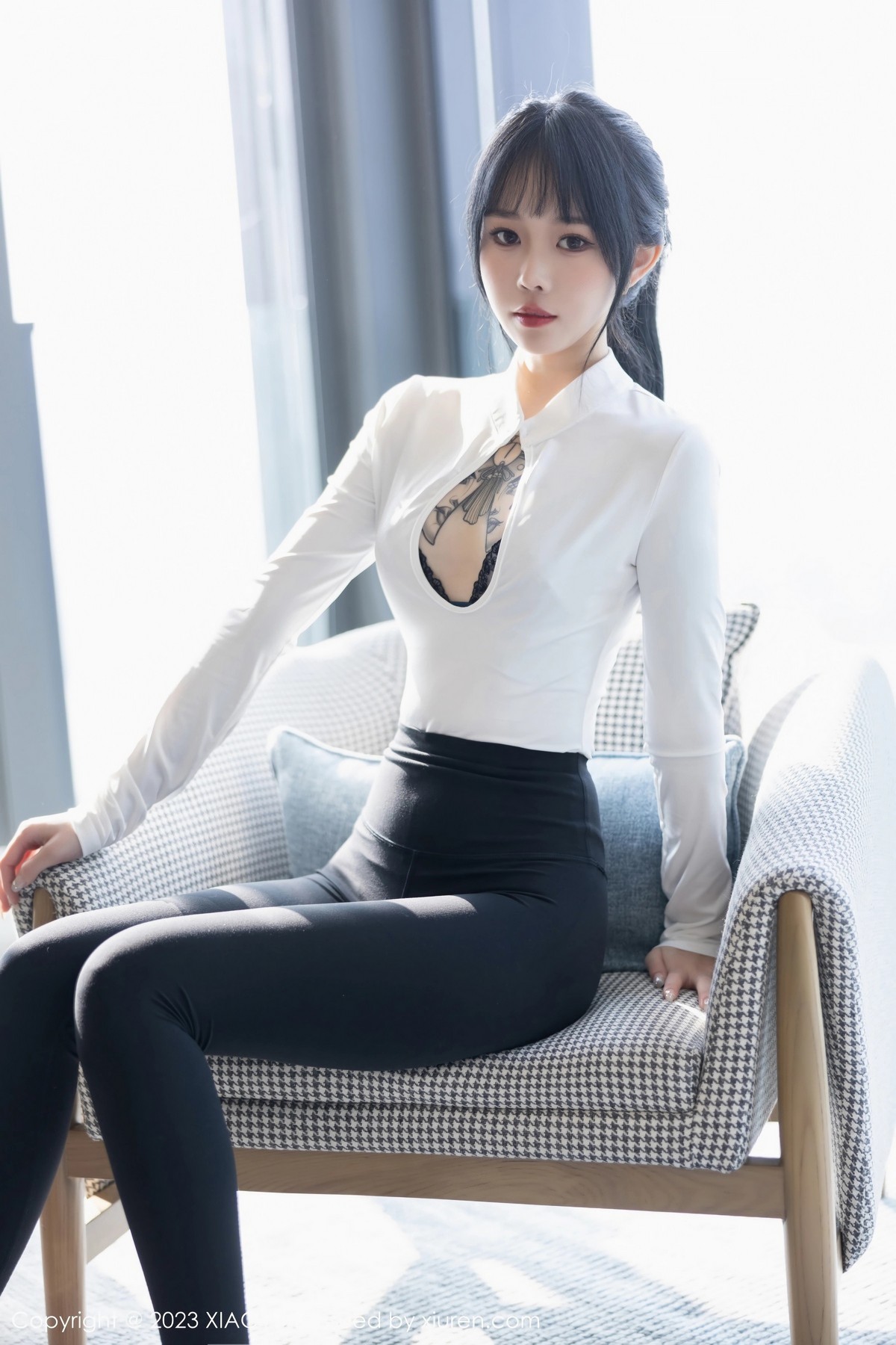 [XIAOYU]高清写真图 2023.04.13 VOL.1006 奶瓶. 美腿清纯