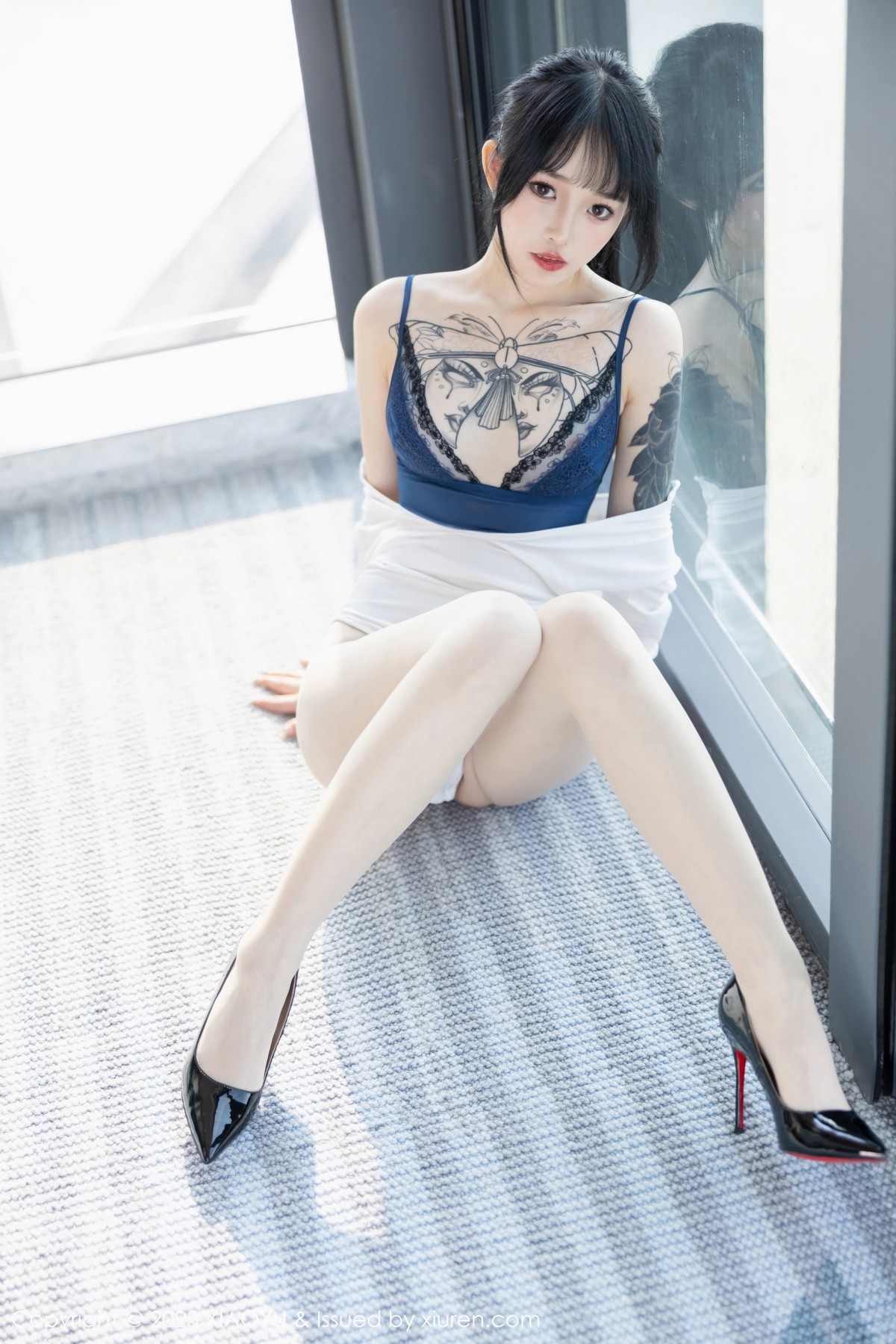 [XIAOYU]高清写真图 2023.04.13 VOL.1006 奶瓶. 美腿清纯