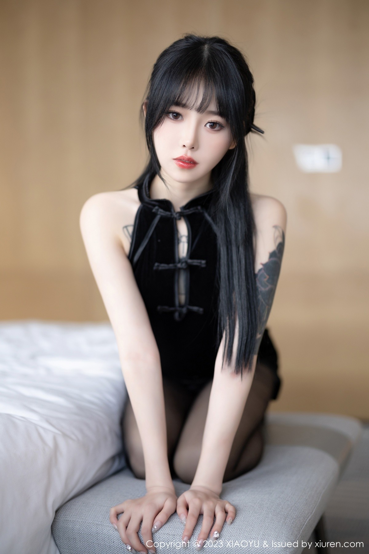 [XIAOYU]高清写真图 2023.05.18 VOL.1030 奶瓶. 黑丝美腿