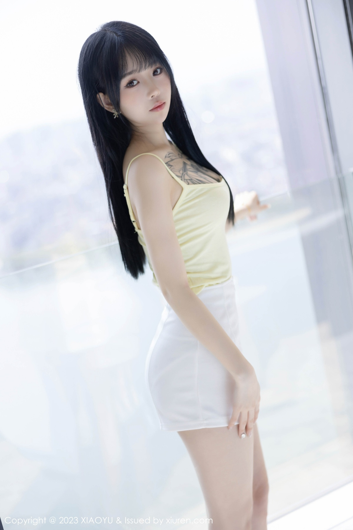 [XIAOYU]高清写真图 2023.06.12 VOL.1047 奶瓶. 清纯美腿