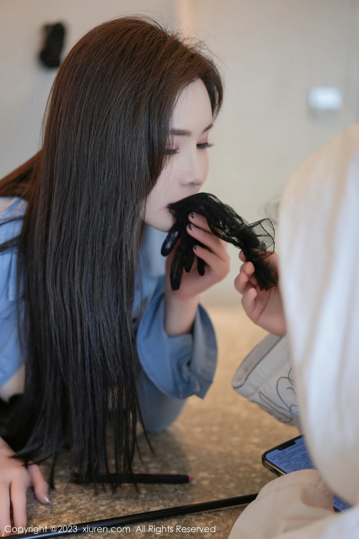 [XiuRen]高清写真图 2023.07.18 No.7095 Carol周妍希 黑丝美腿