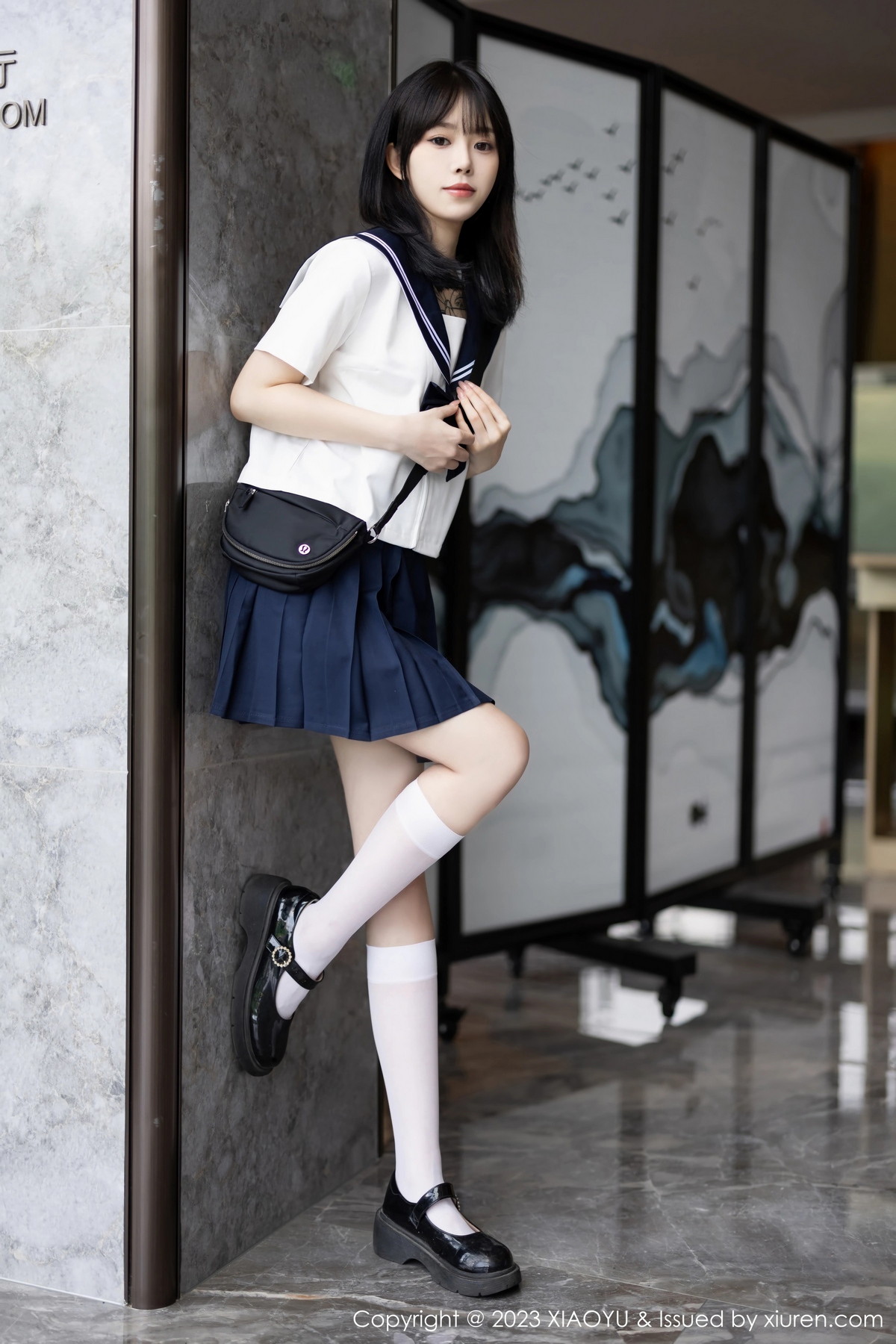 [XIAOYU]高清写真图 2023.08.08 VOL.1087 奶瓶. 学生装美腿