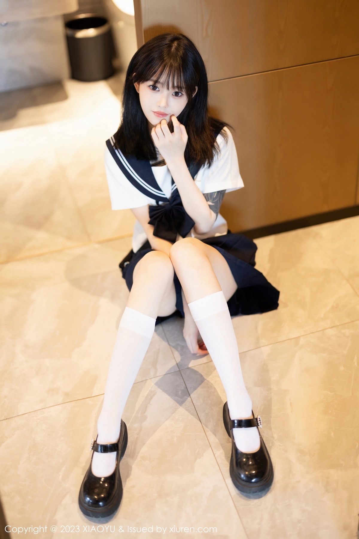 [XIAOYU]高清写真图 2023.08.08 VOL.1087 奶瓶. 学生装美腿