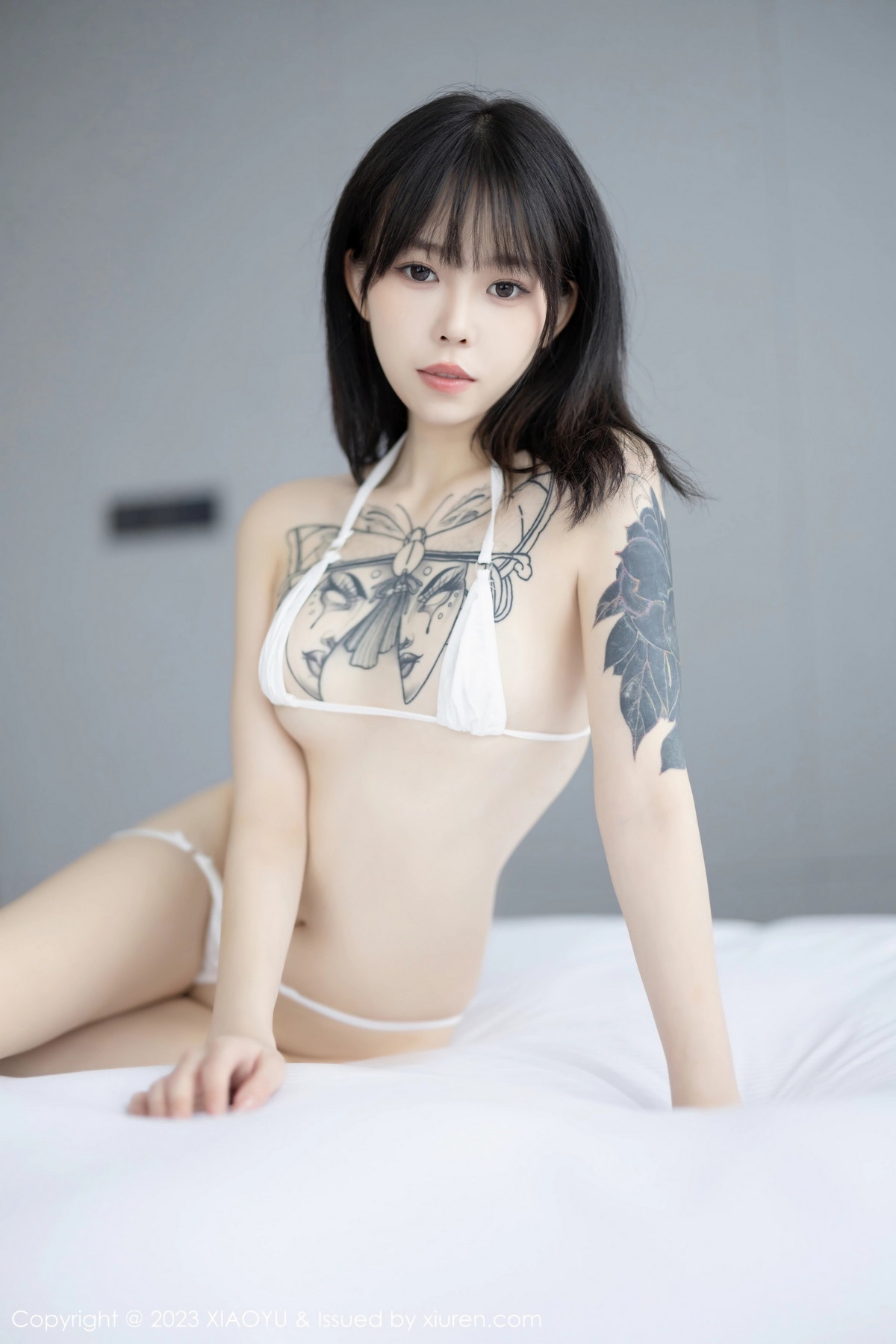 [XIAOYU]高清写真图 2023.08.08 VOL.1087 奶瓶. 学生装美腿