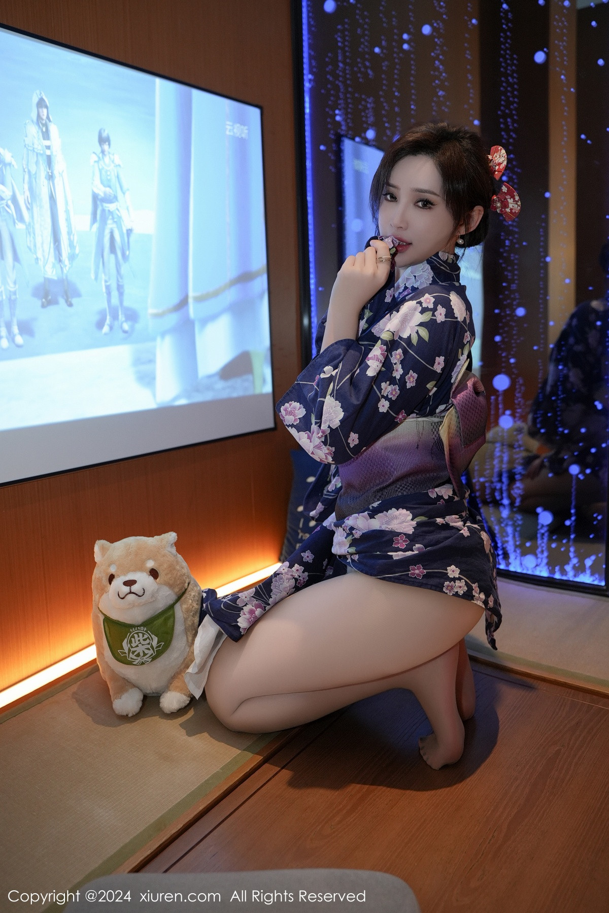 [XiuRen]高清写真图 2024.01.17 No.7975 Carol周妍希 和服美臀