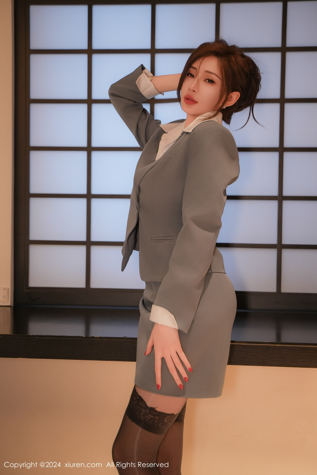 [XiuRen]高清写真图 2024.10.18 No.9307 奶瓶土肥圆 美腿黑丝