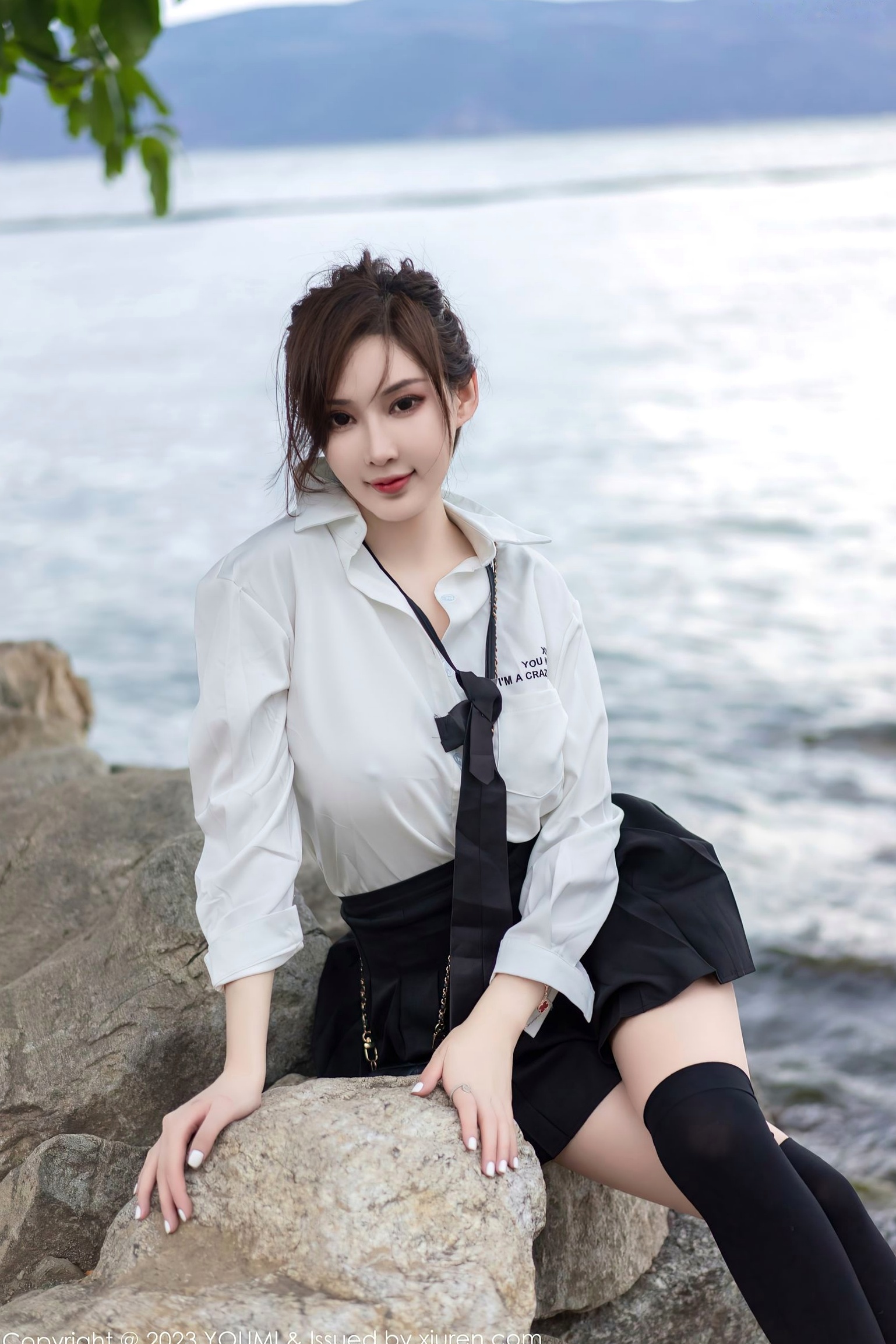 Gallery - YouMi尤蜜荟 - Chiness Model -903-周妍希：大理旅拍性感白衬衫黑短裙，制服诱惑与绝美背影勾勒极致曲线，无圣光大尺度私房写真尤蜜荟 - Chiness Model 性感诱惑大尺度私房照 周妍希女神私房照_秀色女神 - image 30