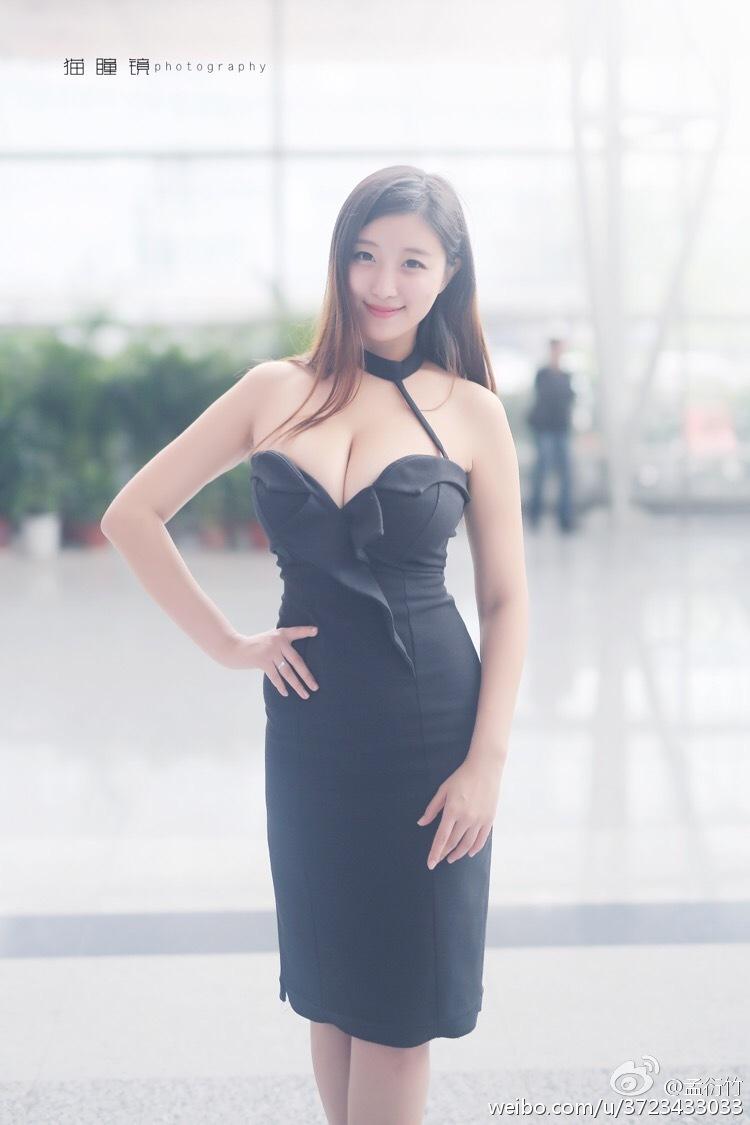 金杯妹妹孟衍竹 75F震撼私房照