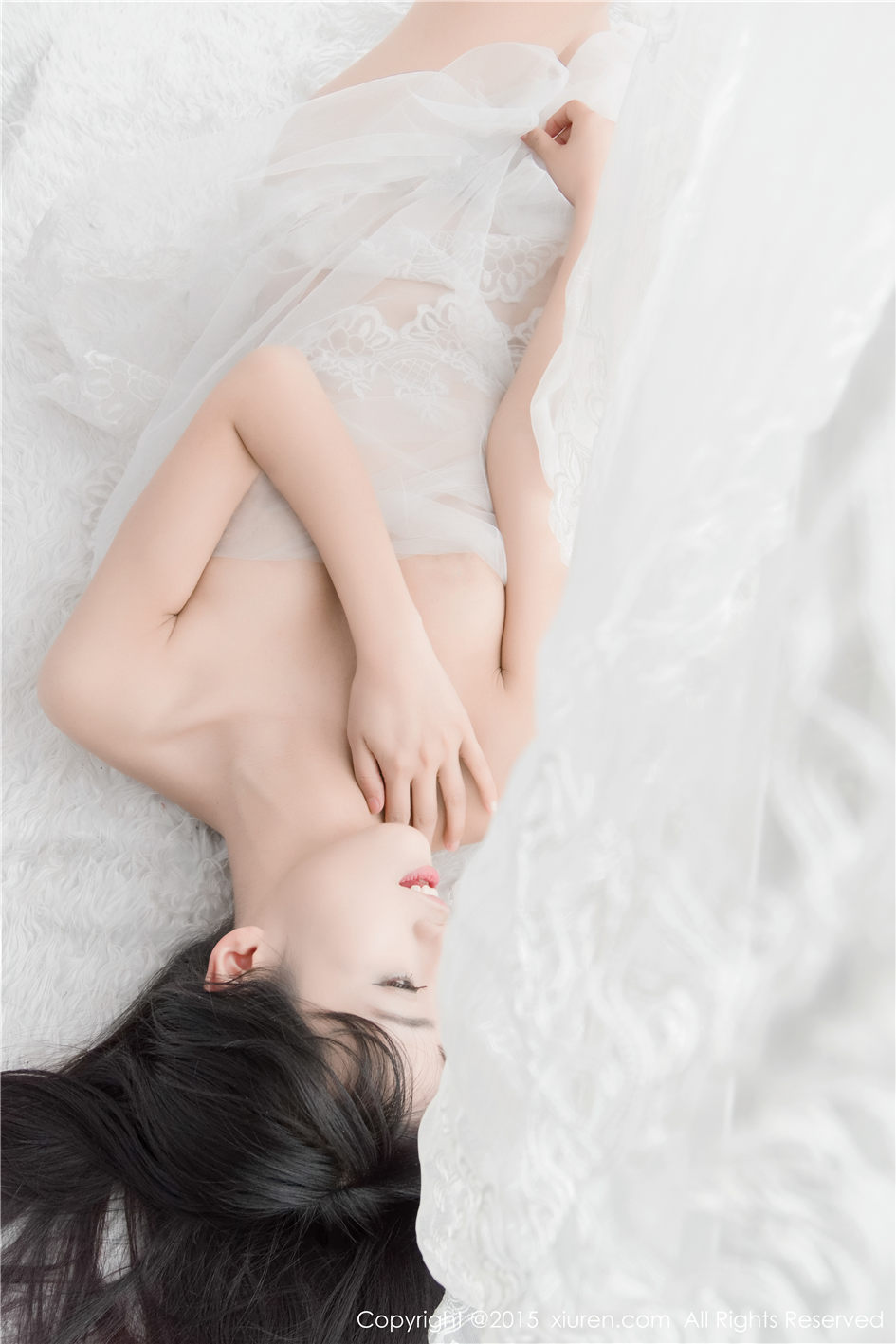 素素subaby [秀人网美媛馆]高清写真图NO.321
