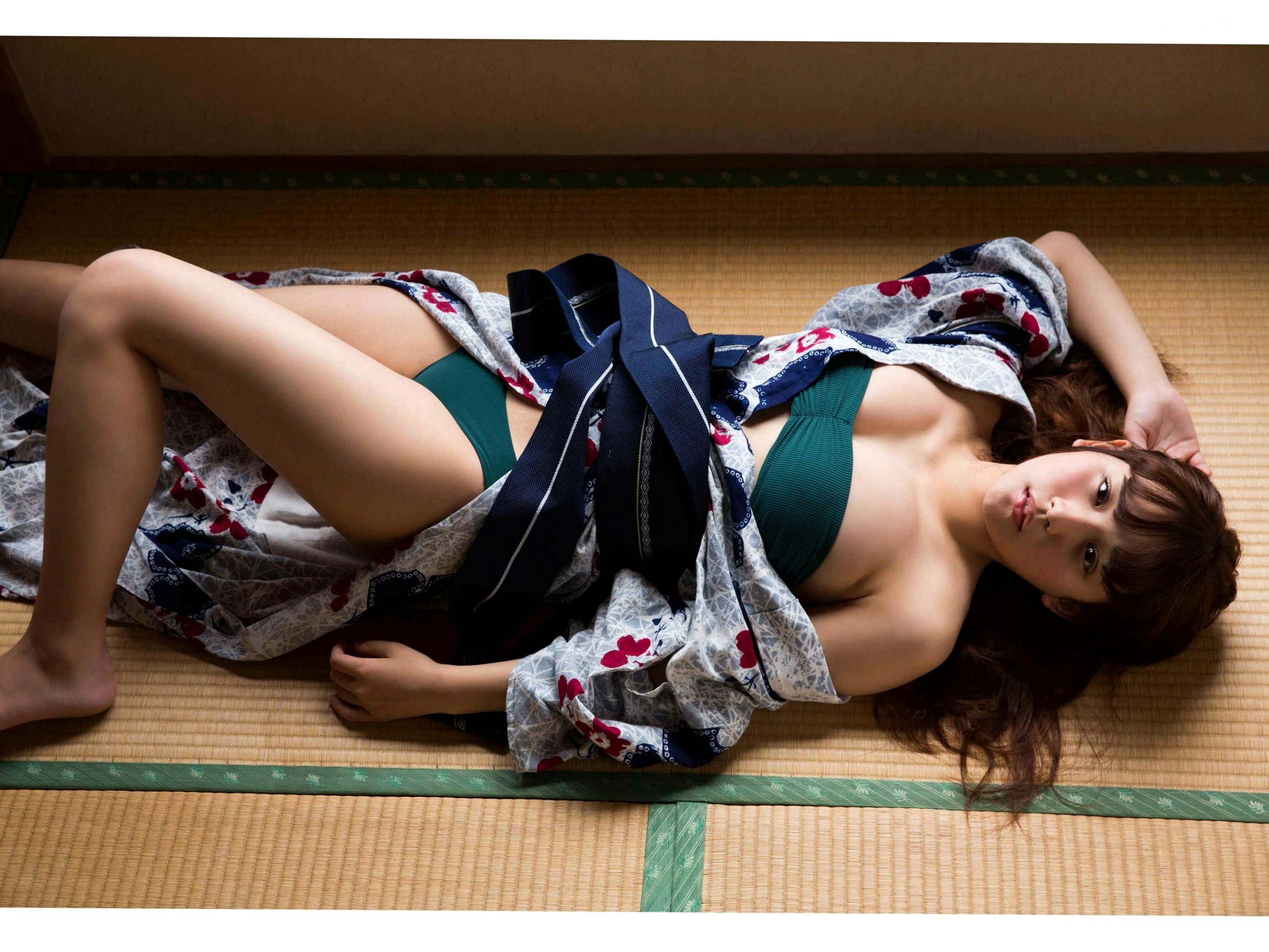 Gallery - 浅川梨奈《SPA！デジタル》写真集：沙滩性感比基尼与唯美和服风格赏析日本比基尼和服清纯气质 浅川梨奈女神私房照_秀色女神 - image 30