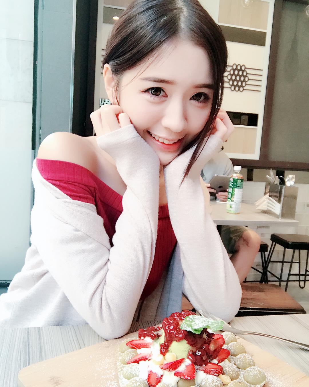 比基尼不要停！清新正妹「Chong Anqi」高颜值看不腻